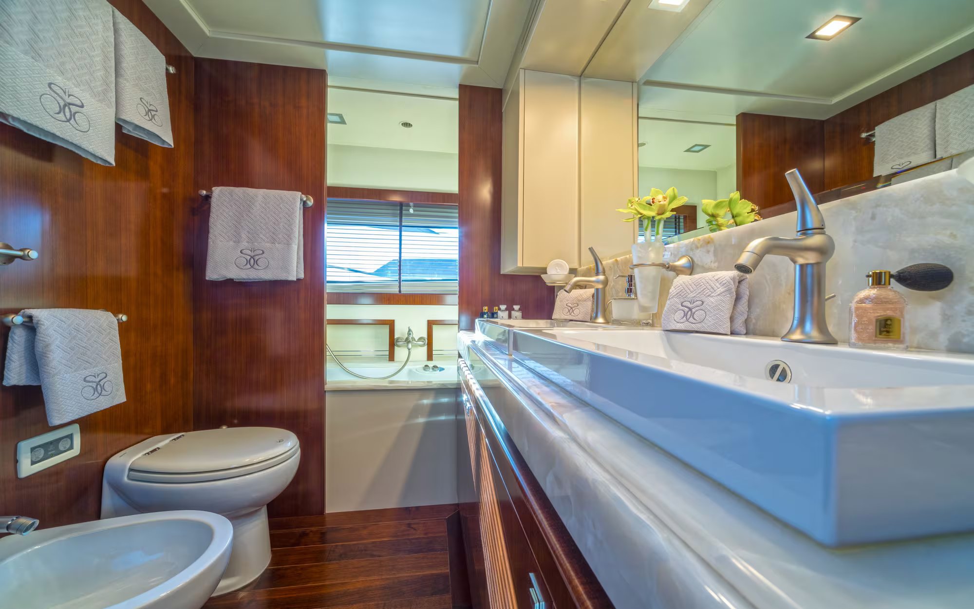 SEVENTH SENSE yacht detail photo