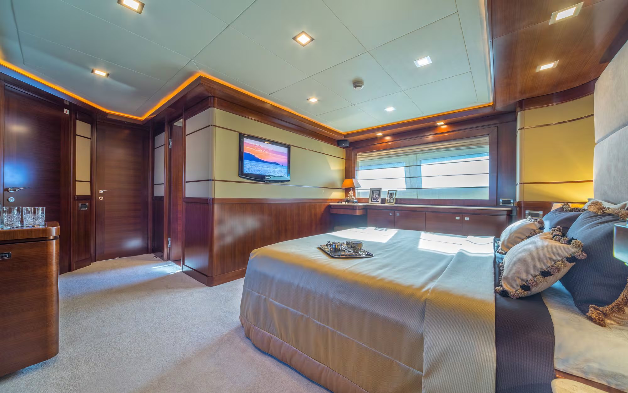 SEVENTH SENSE yacht detail photo