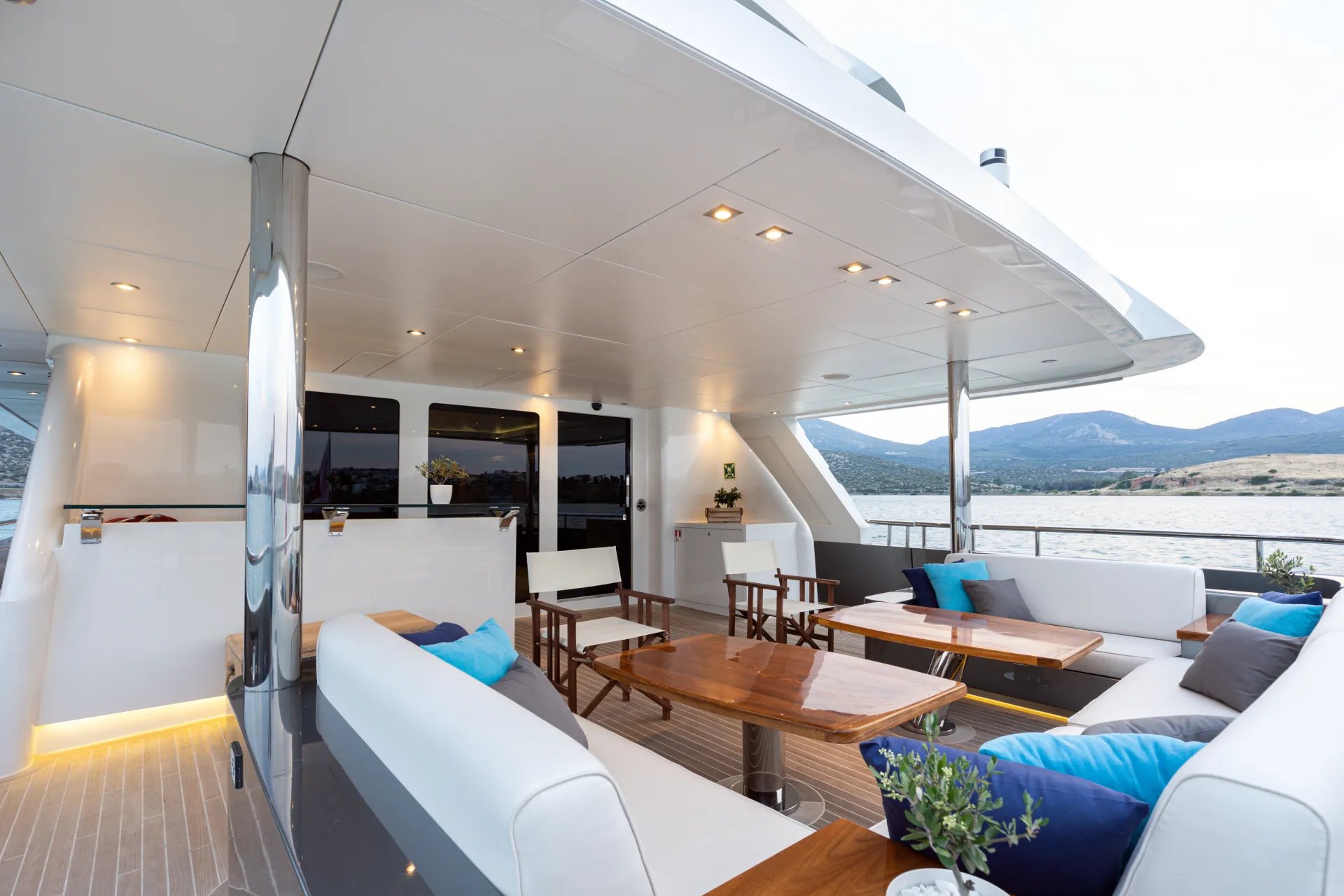 I SEA yacht detail photo