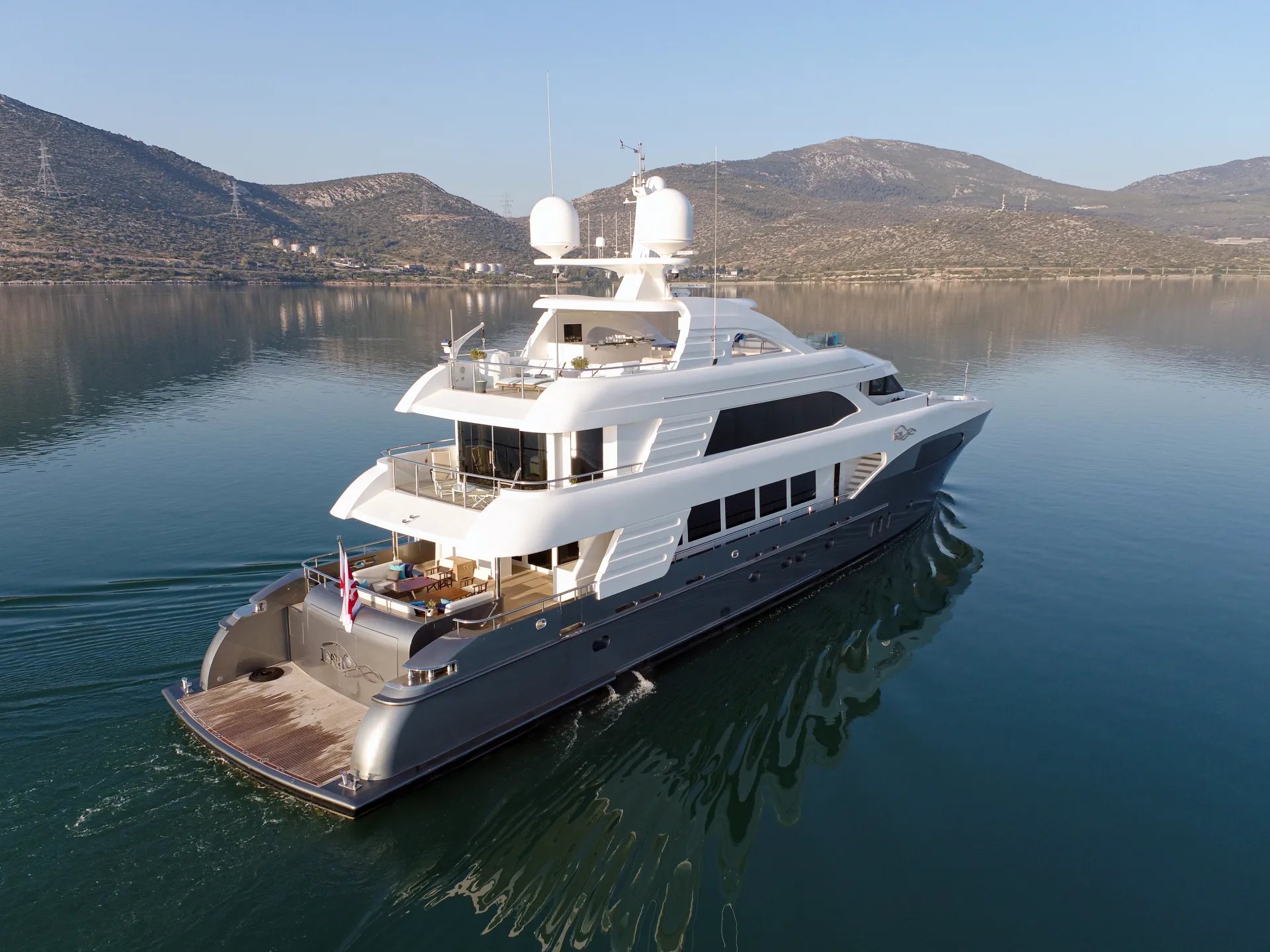 I SEA yacht detail photo
