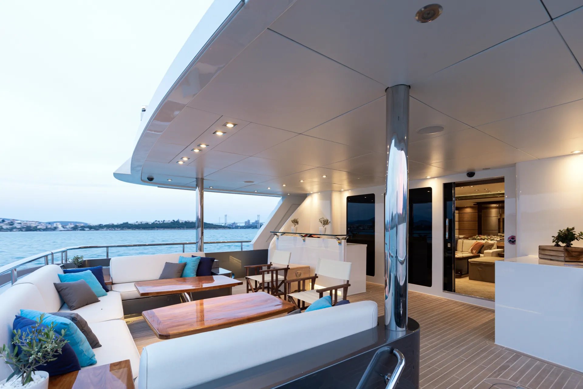 I SEA yacht detail photo