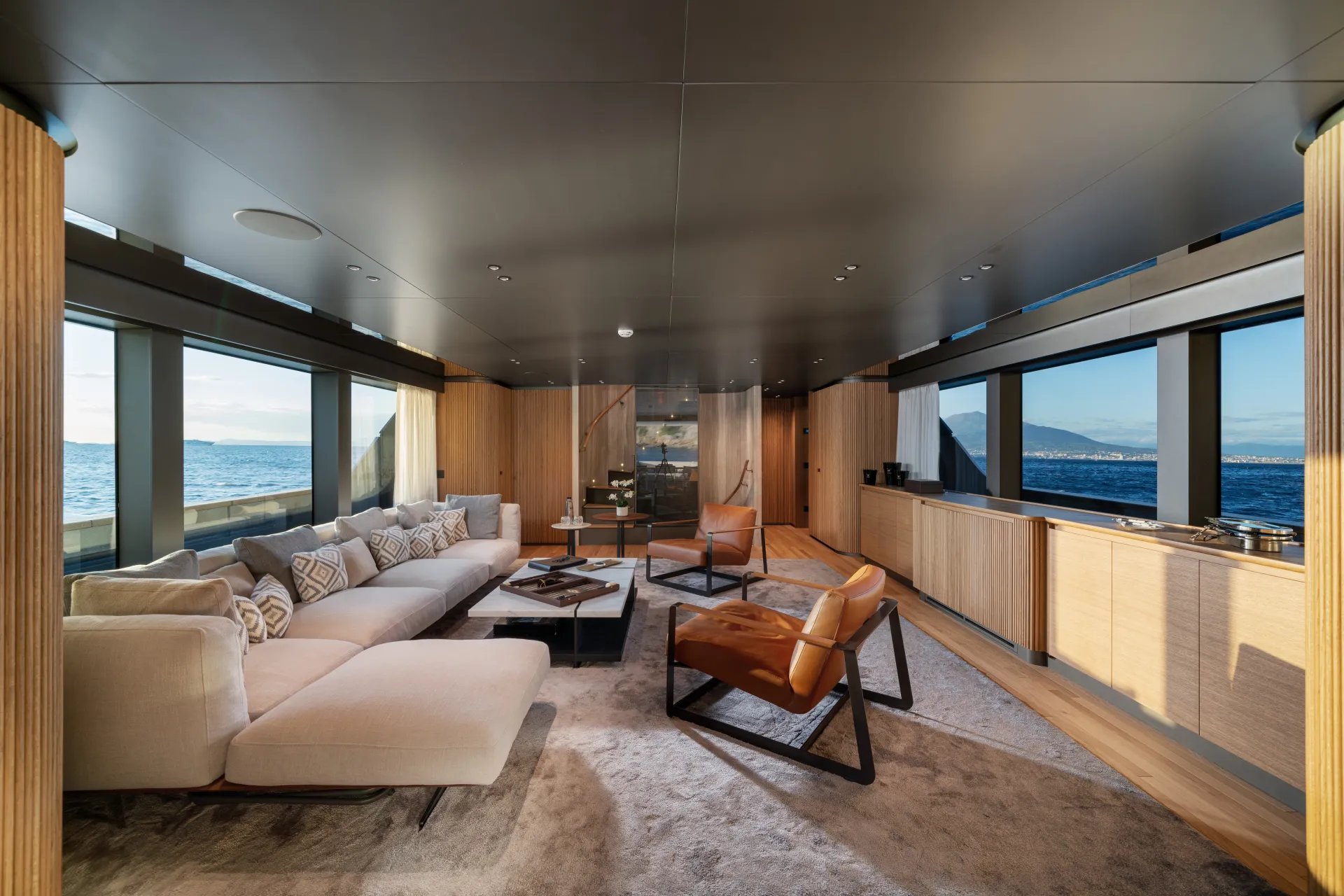 INVICTUS yacht detail photo