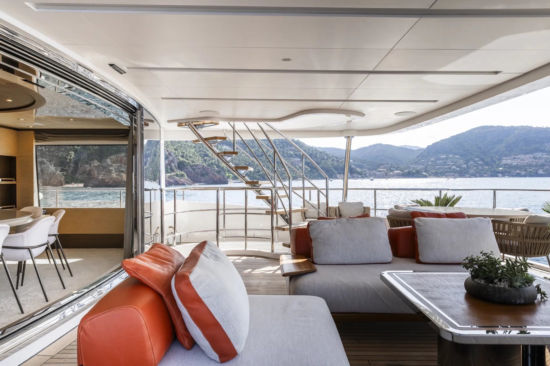 NELA yacht detail photo