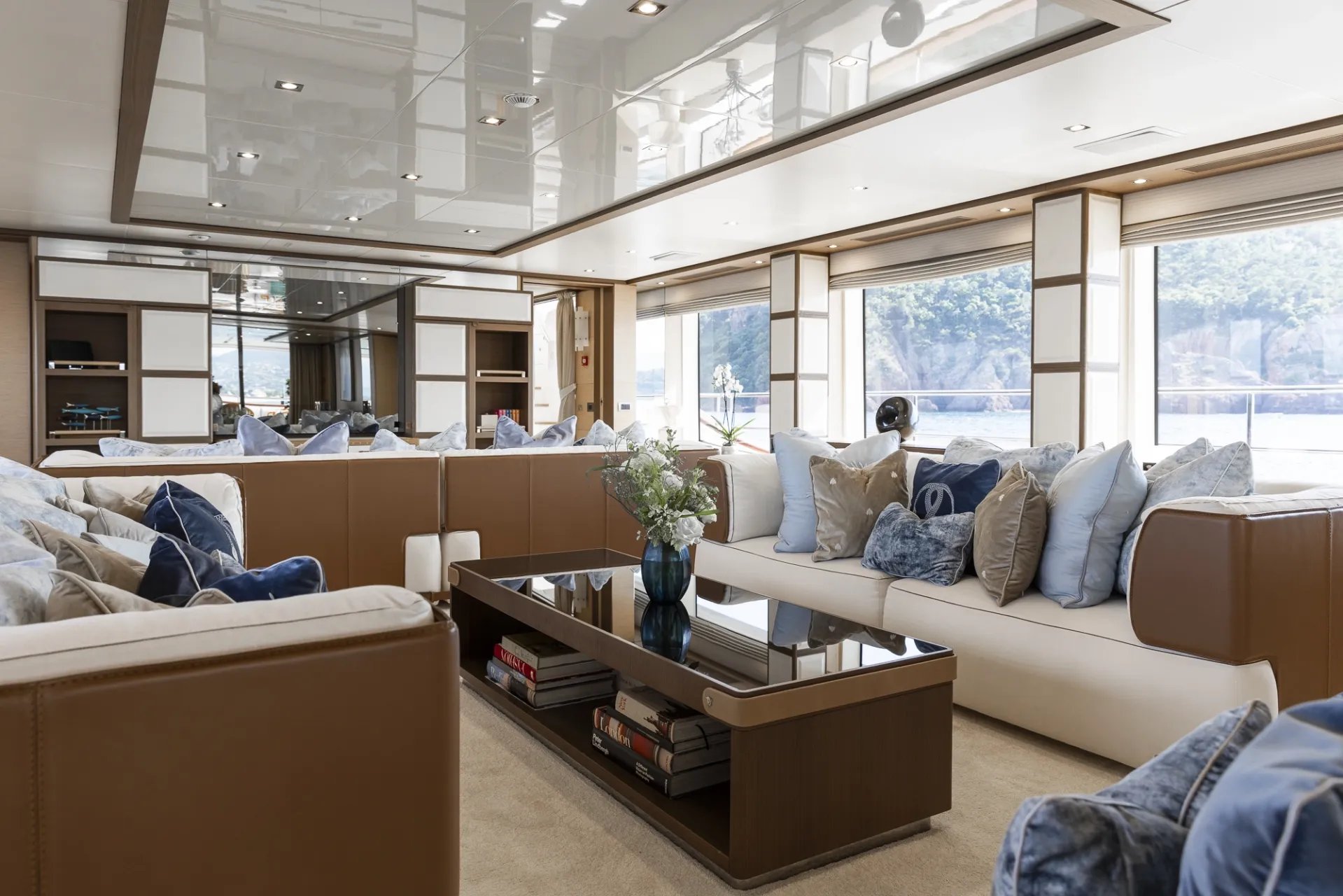 NELA yacht detail photo