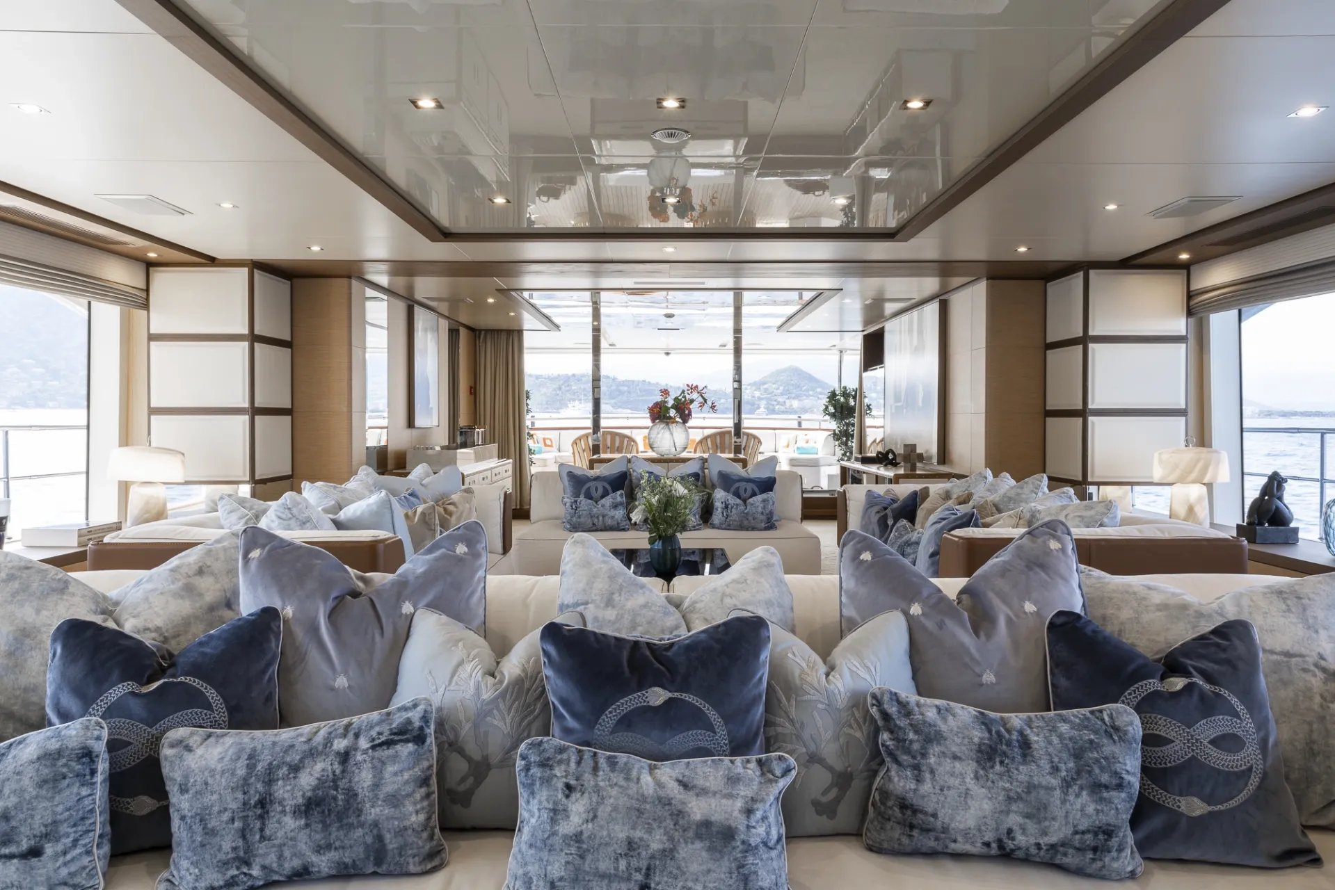 NELA yacht detail photo