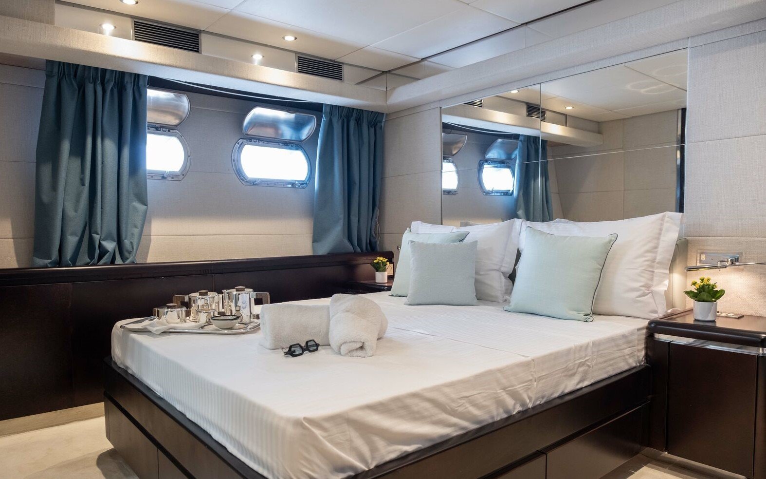 BELLINI yacht detail photo