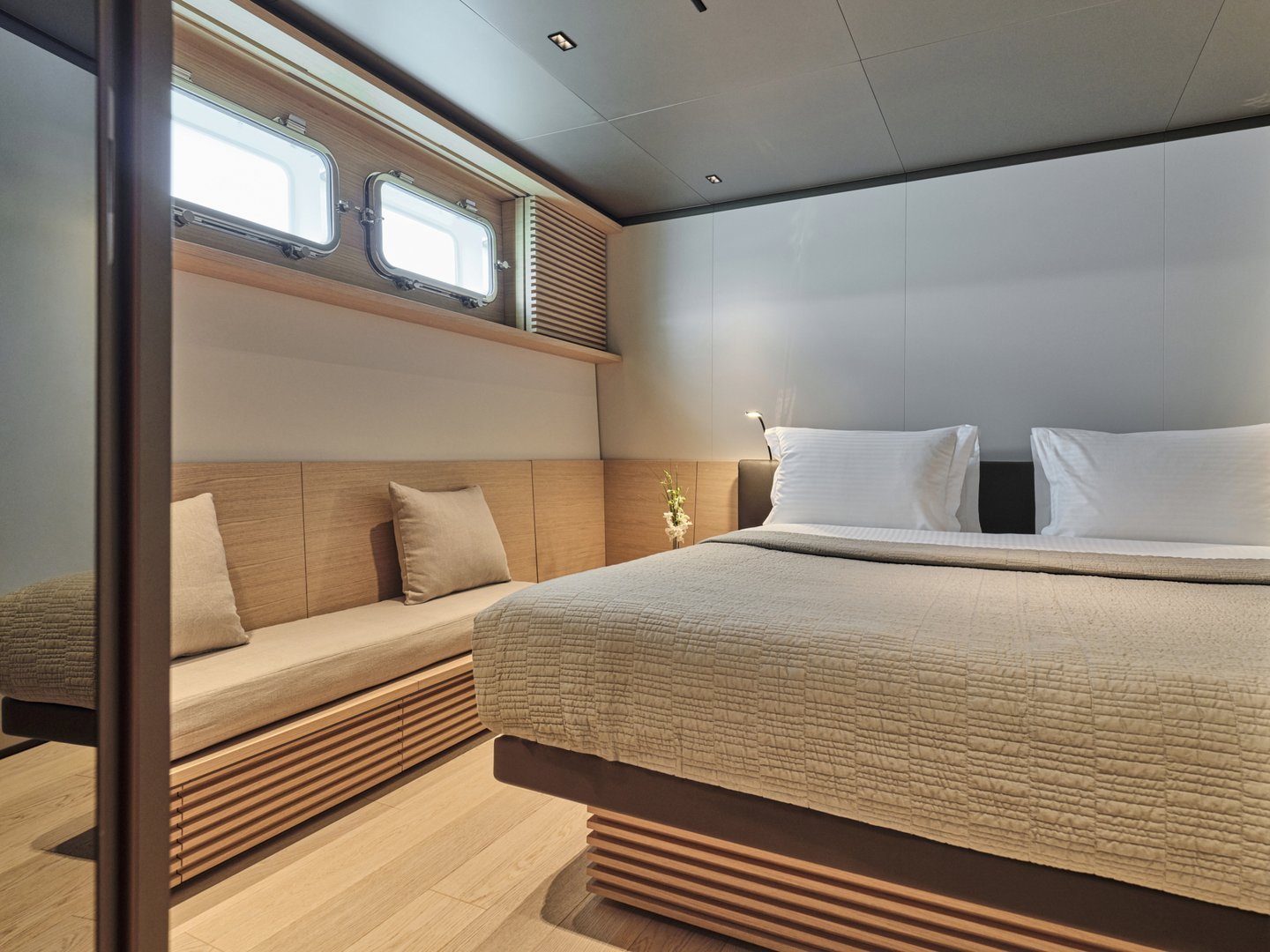BESTIA yacht detail photo