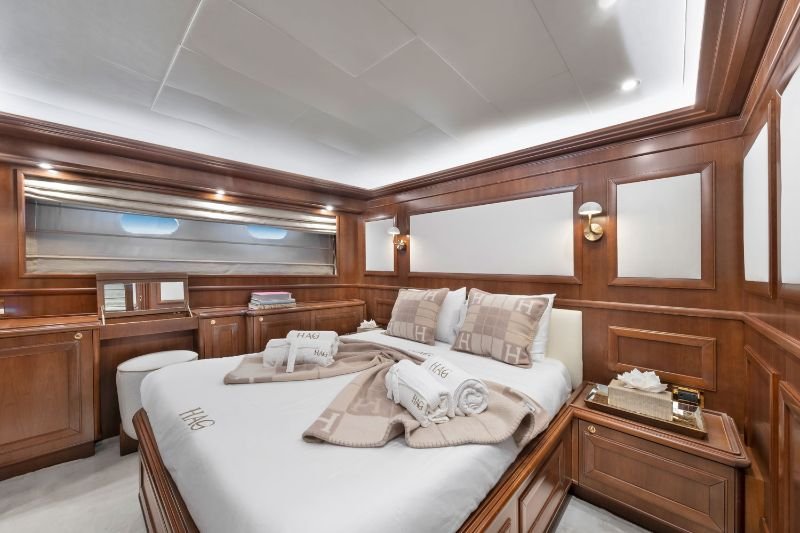 HAG yacht detail photo