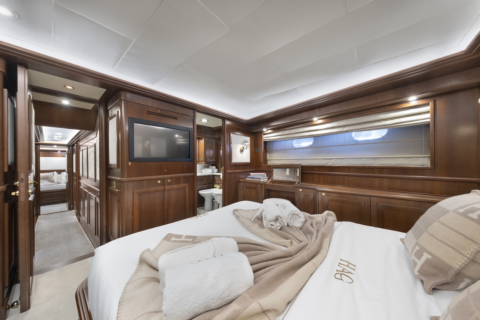 HAG yacht detail photo