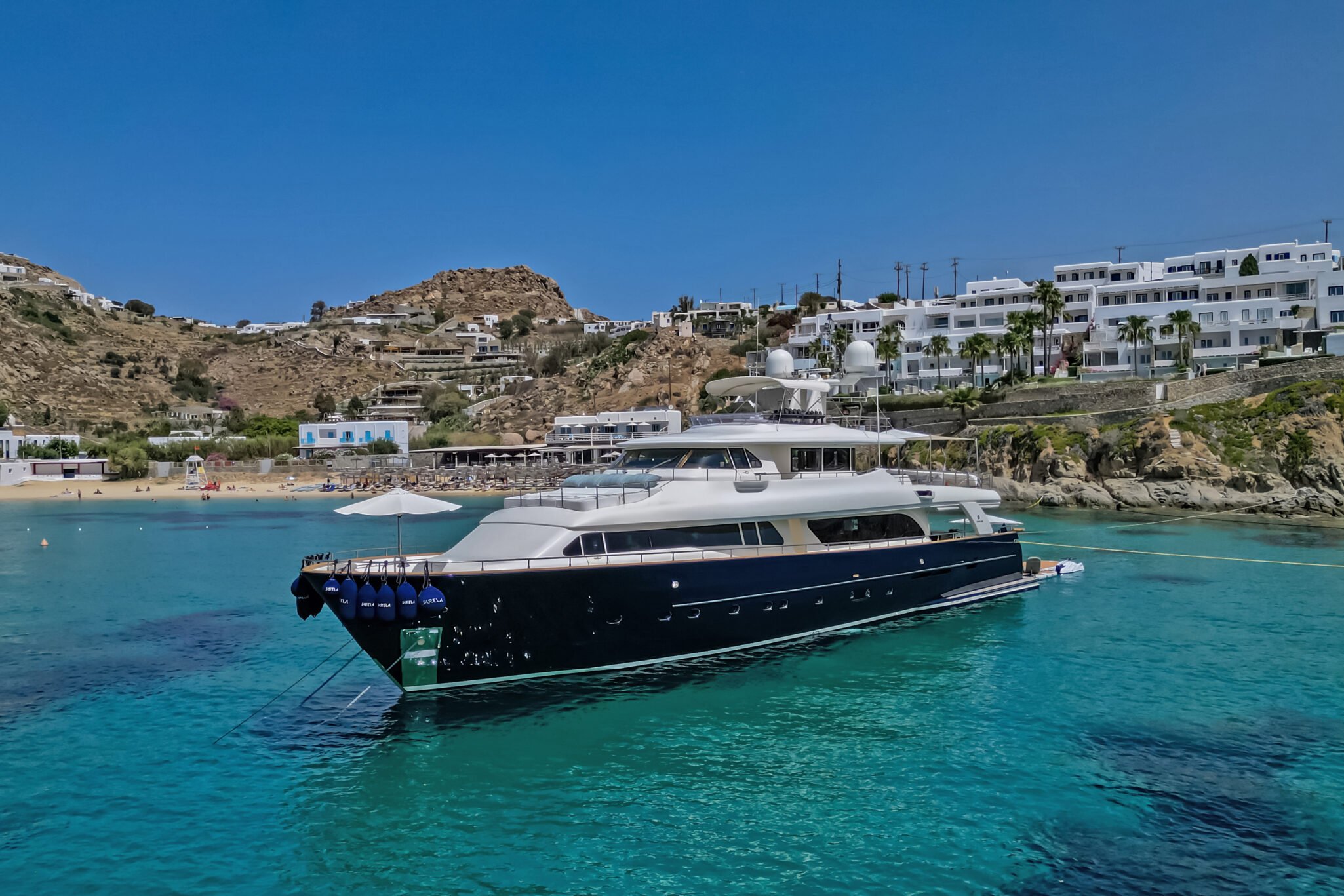 HAG yacht exterior profile