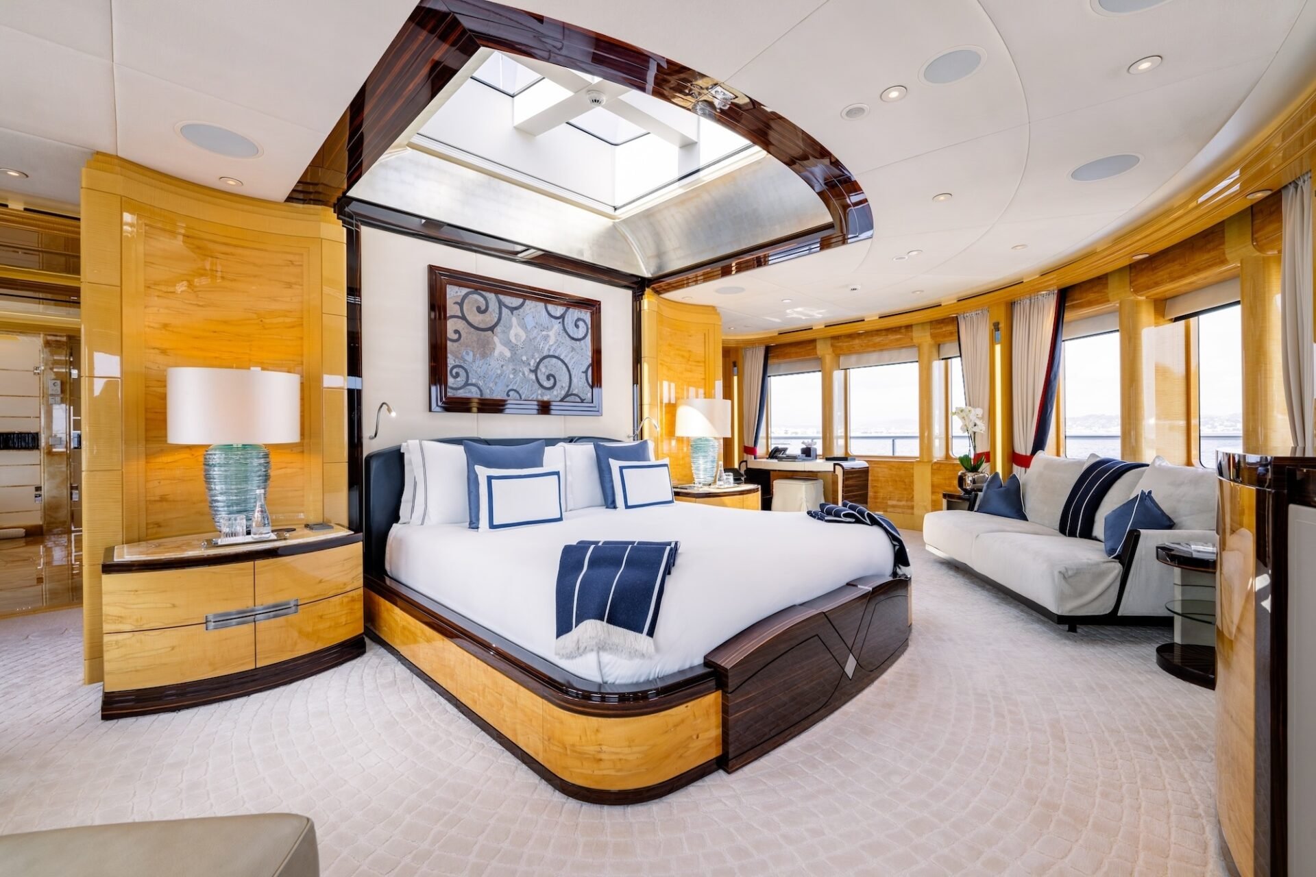 ARIENCE yacht detail photo