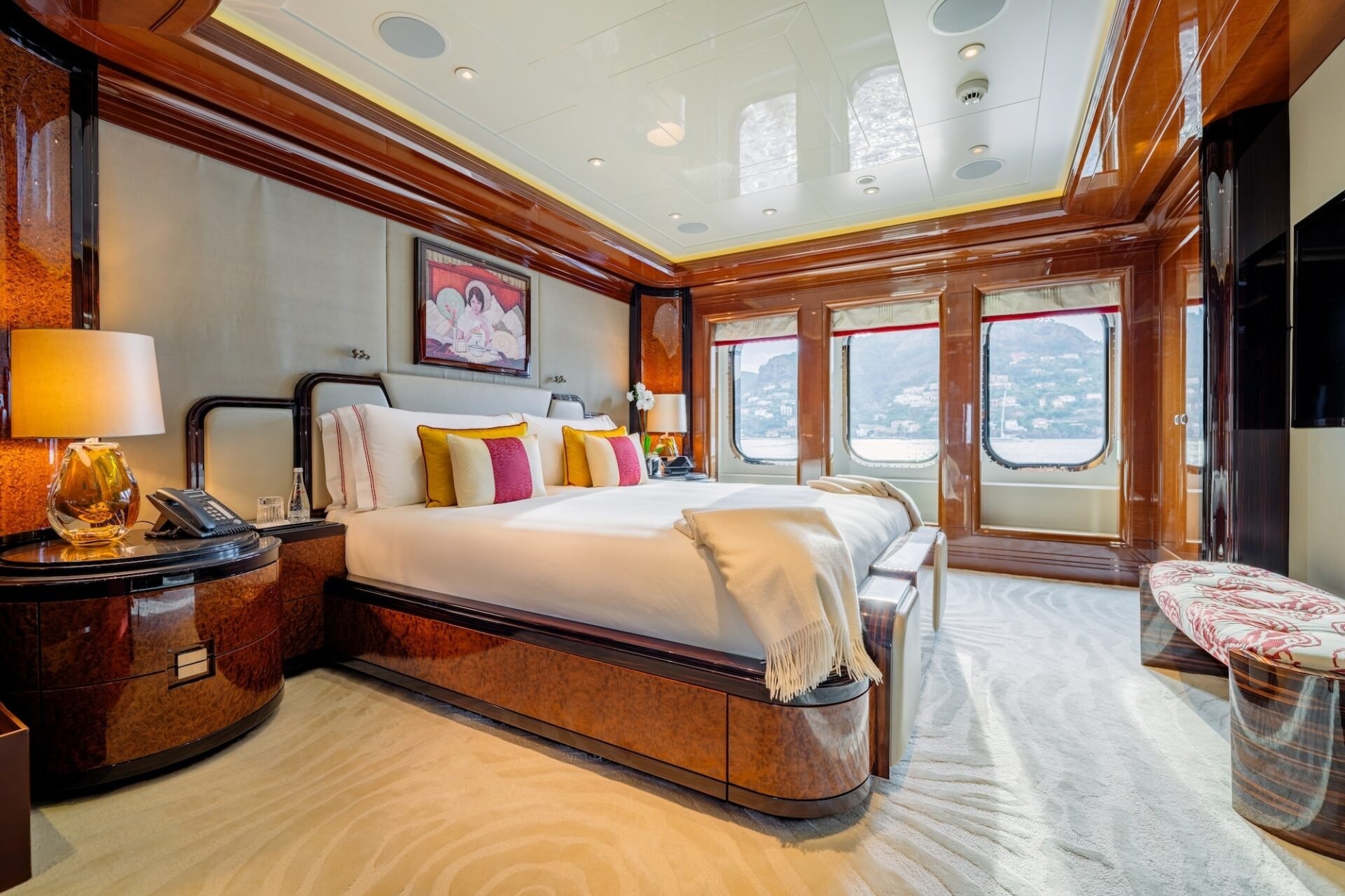 ARIENCE yacht detail photo