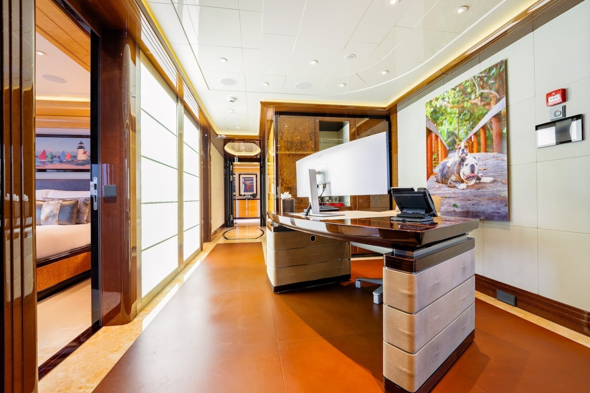 ARIENCE yacht detail photo