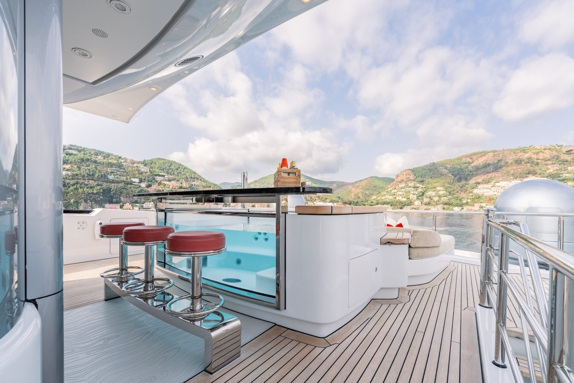 ARIENCE yacht detail photo