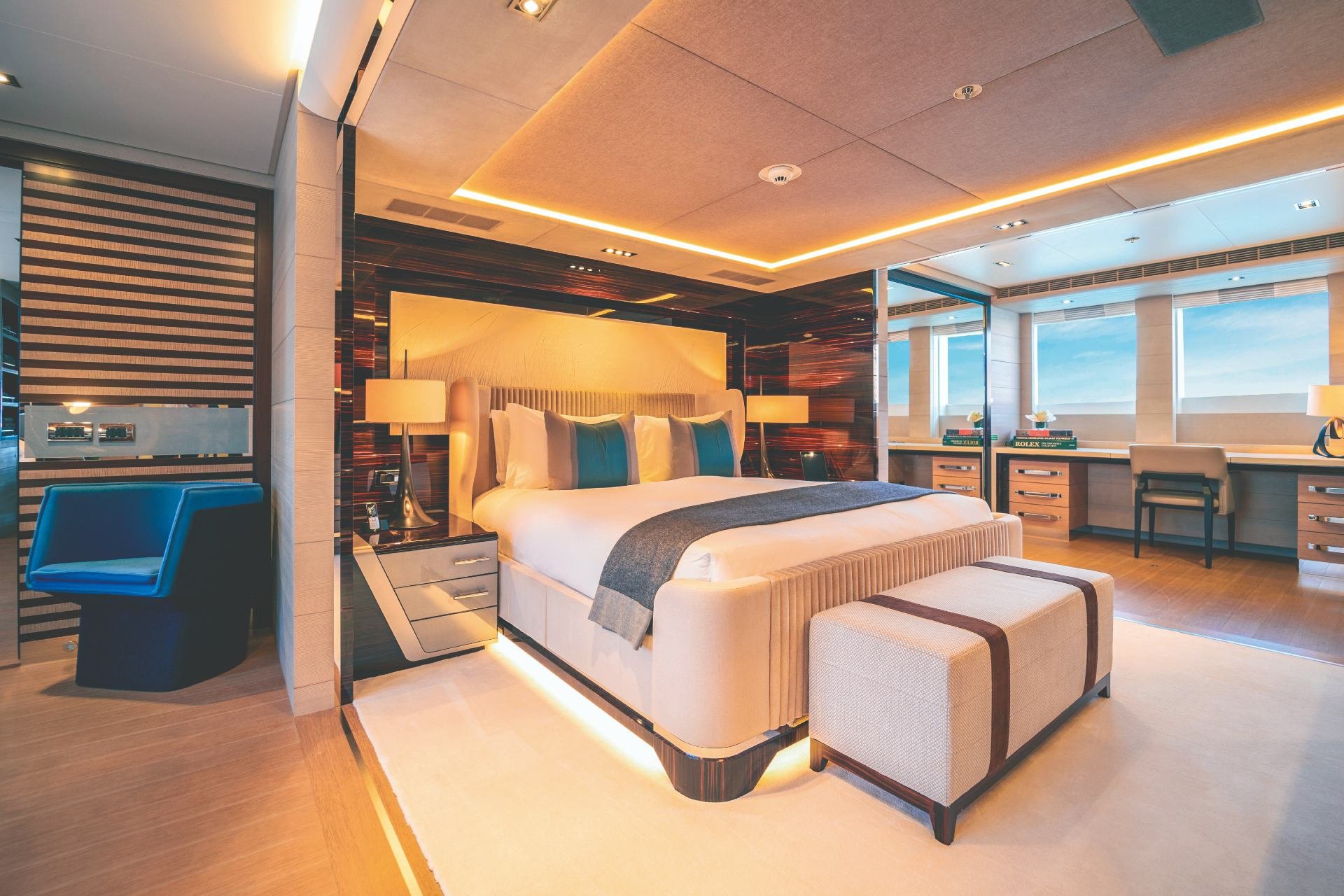 ILLUSION yacht detail photo