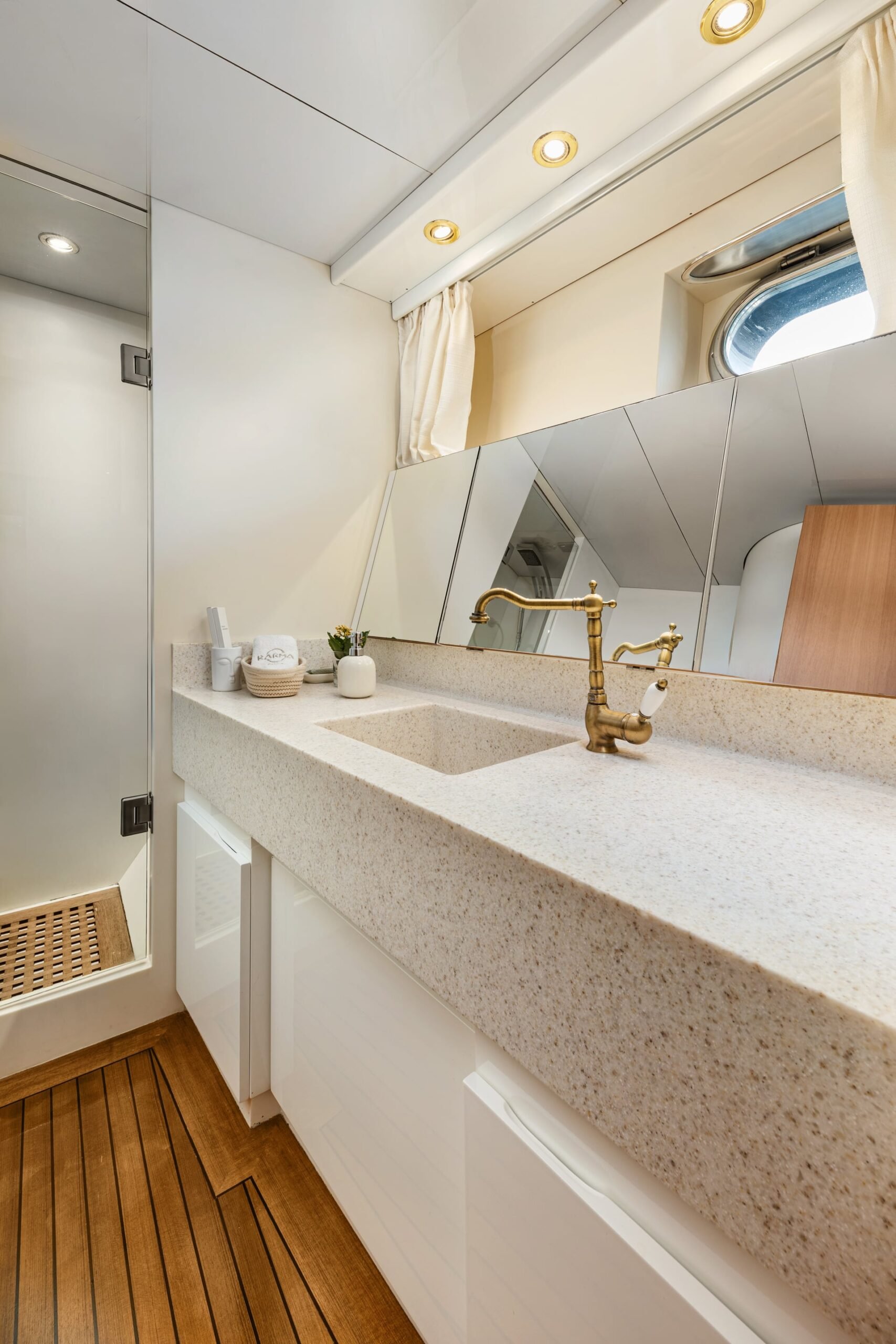KARMA yacht detail photo