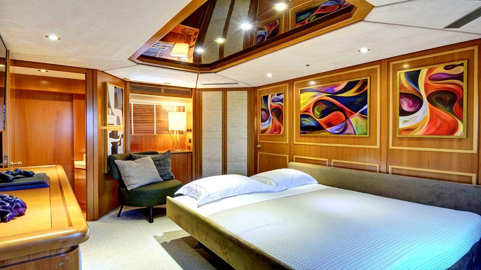 KARMA yacht detail photo