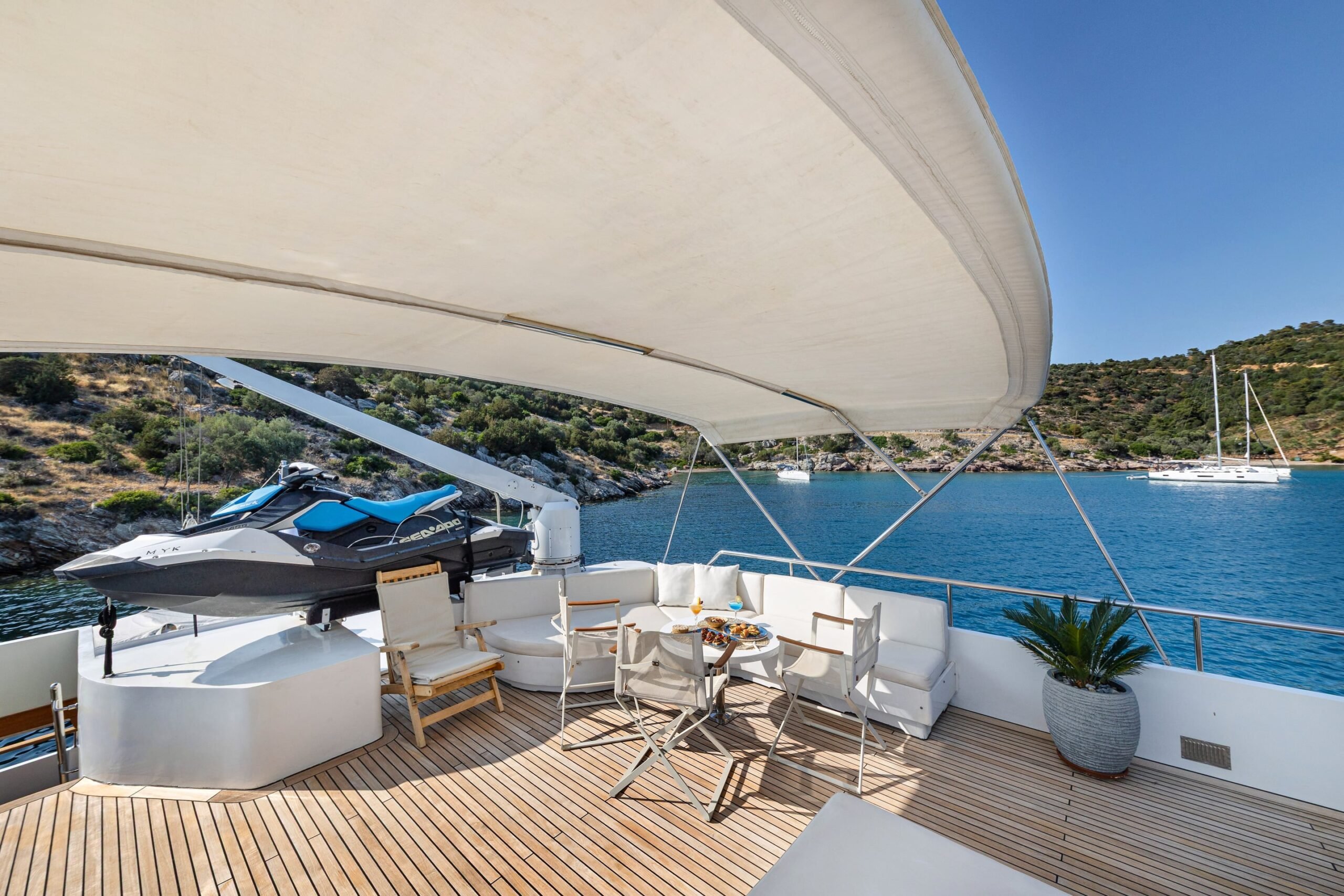 KARMA yacht detail photo