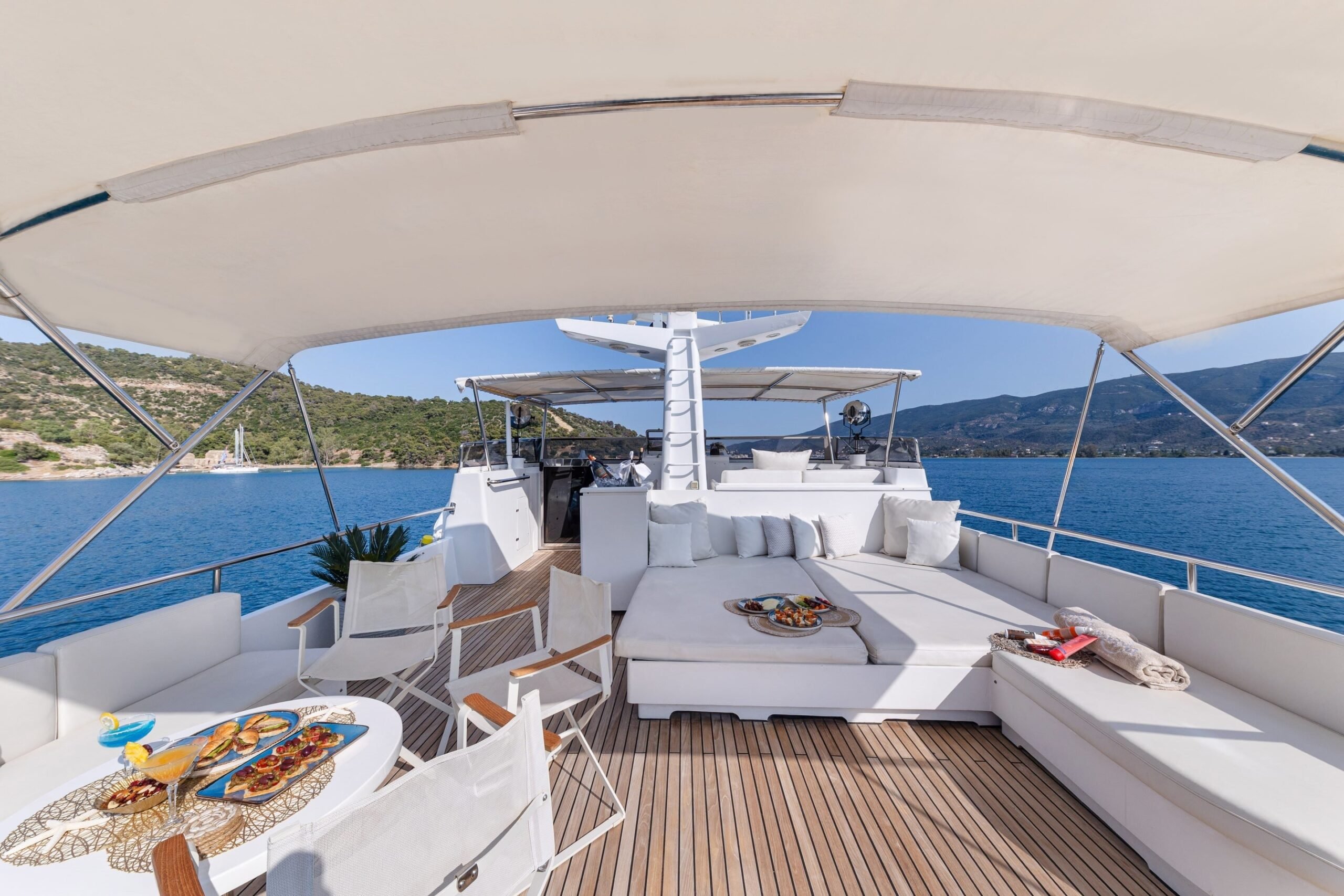 KARMA yacht detail photo