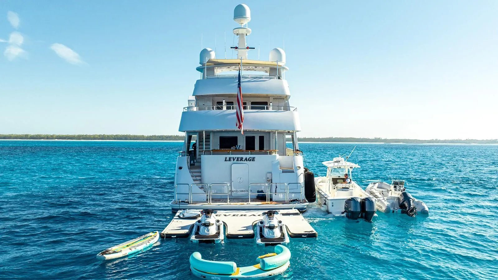 LEVERAGE yacht detail photo