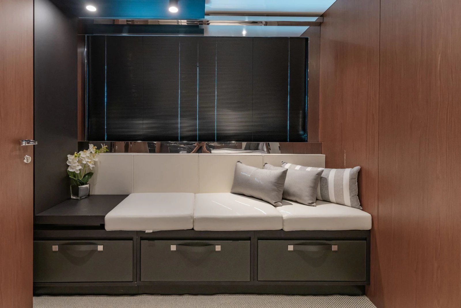 BEYOND BEYOND yacht detail photo