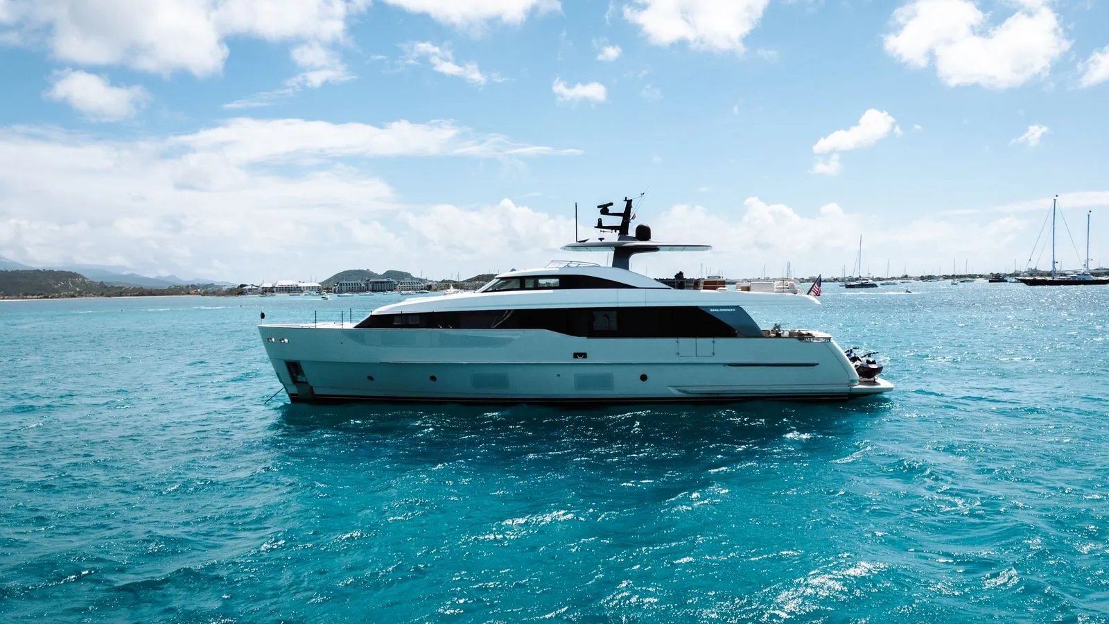 LAILA yacht exterior profile