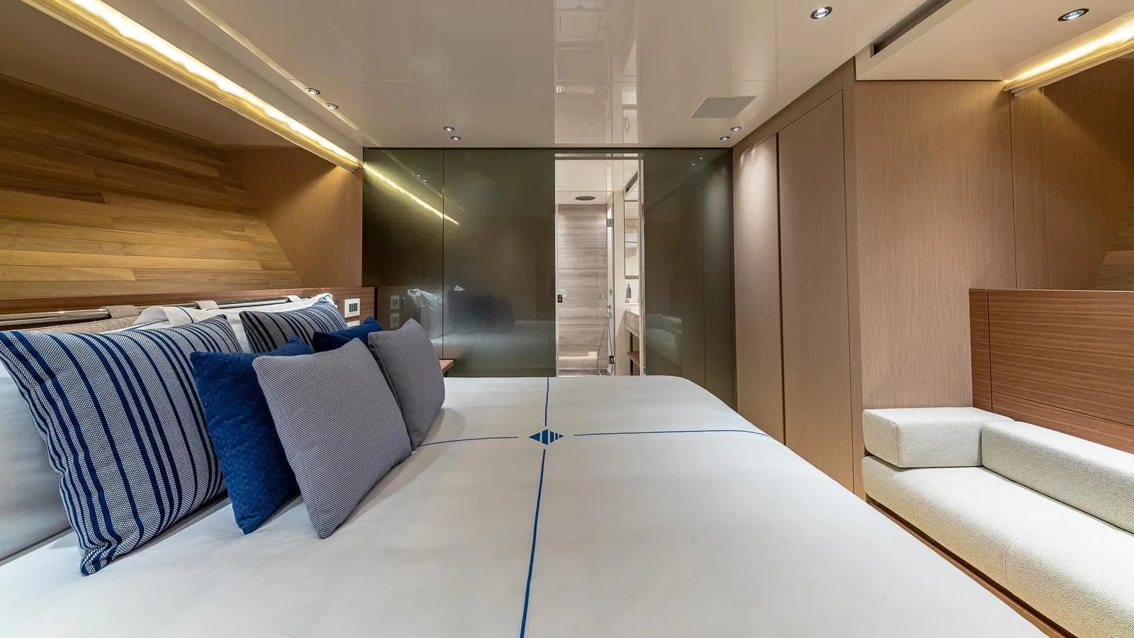 NO MATTER WHAT yacht detail photo