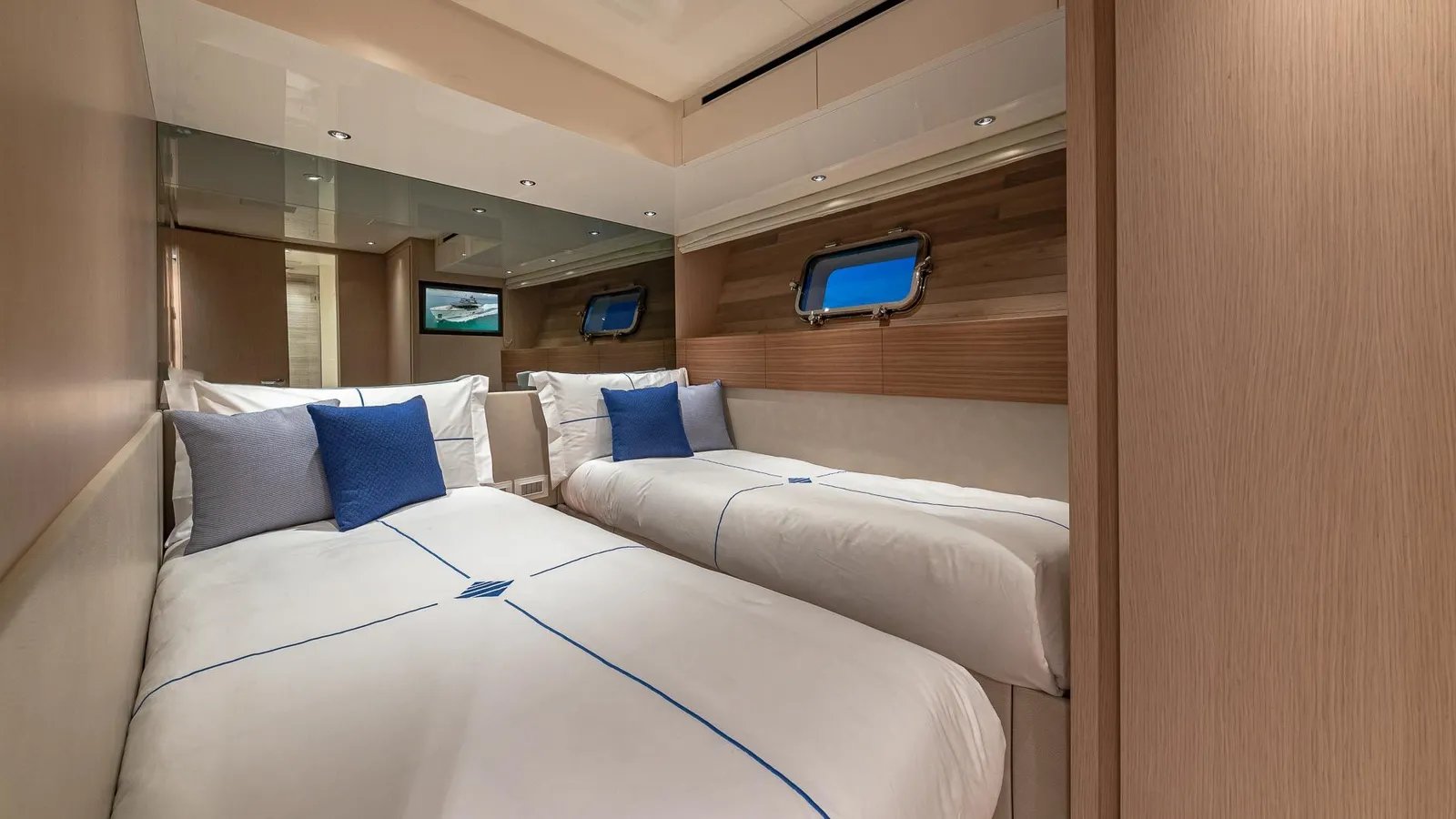 NO MATTER WHAT yacht detail photo