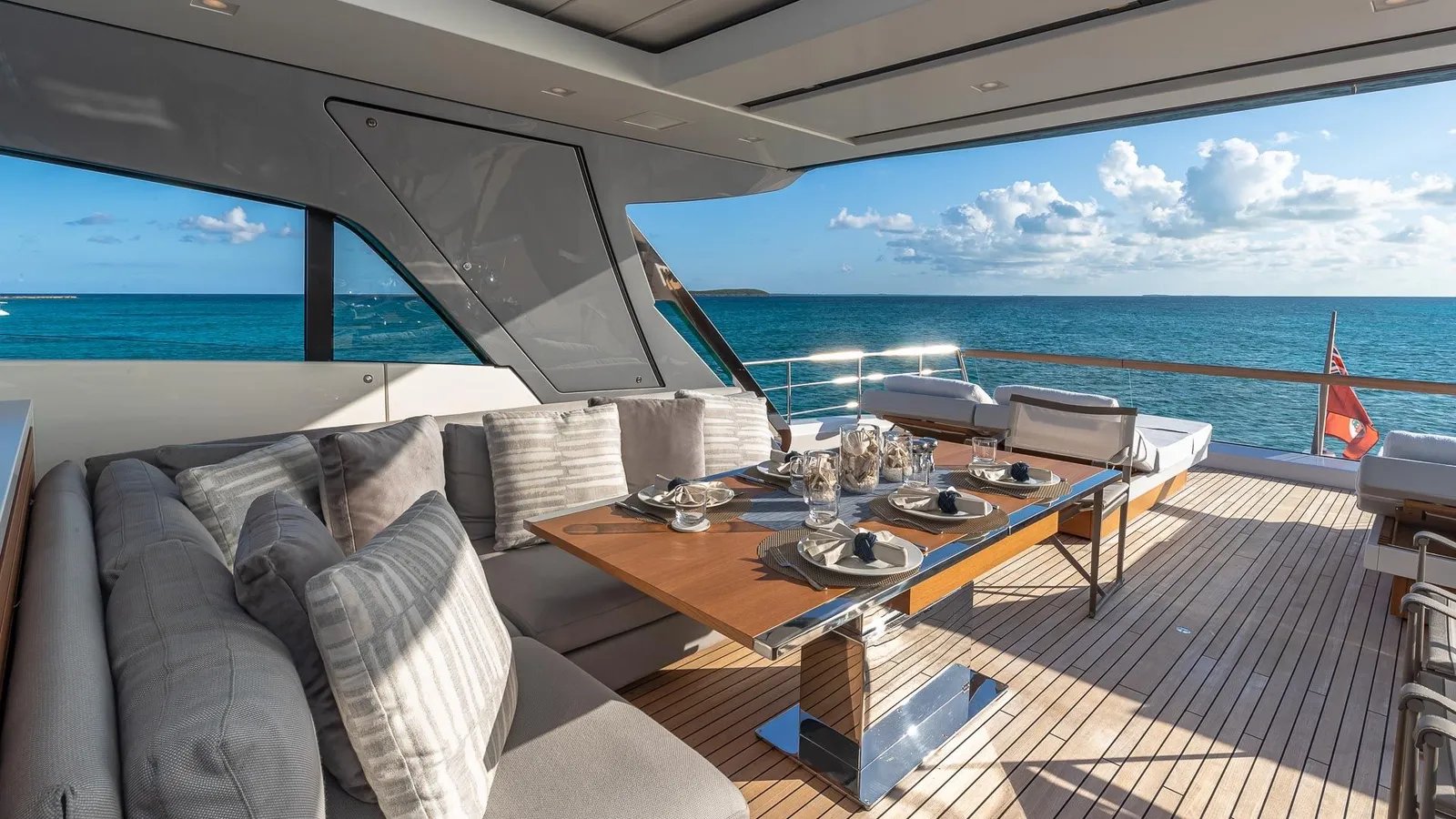 NO MATTER WHAT yacht detail photo