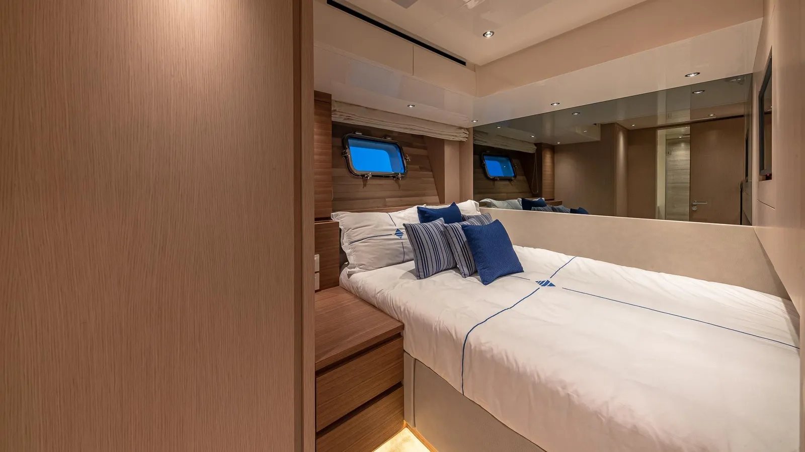 NO MATTER WHAT yacht detail photo