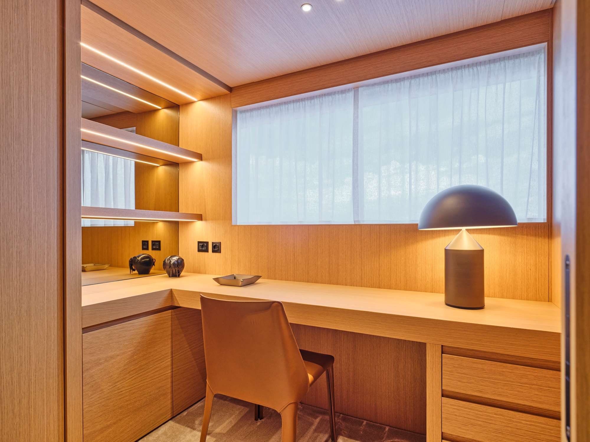 K2 yacht detail photo
