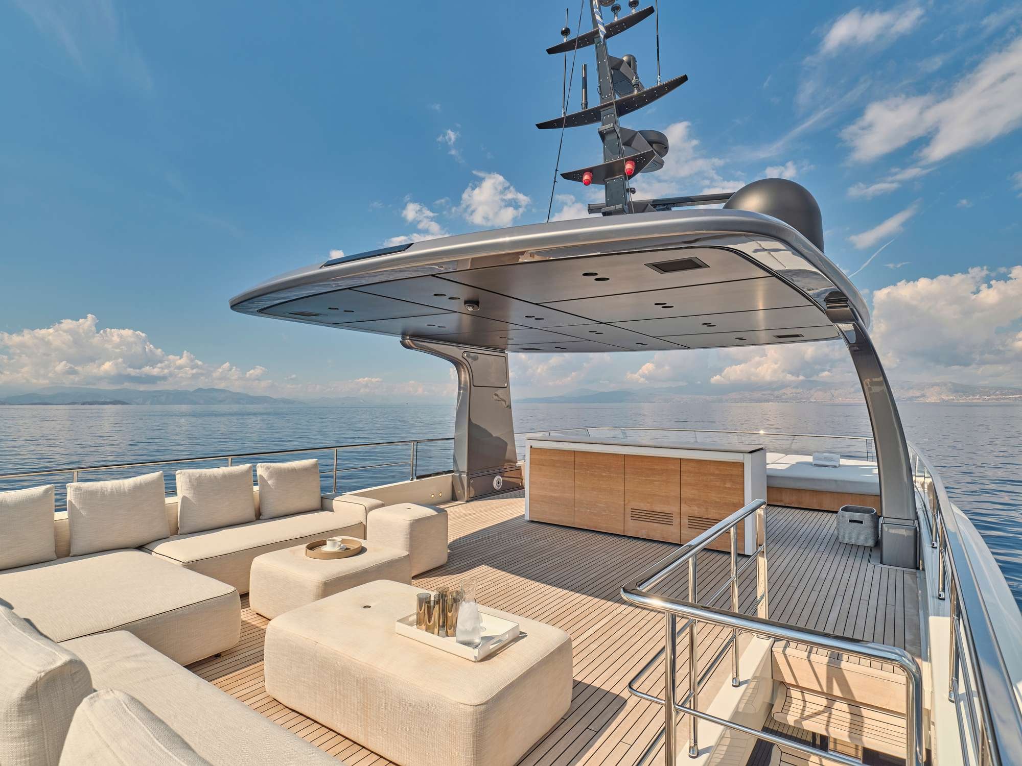 K2 yacht detail photo