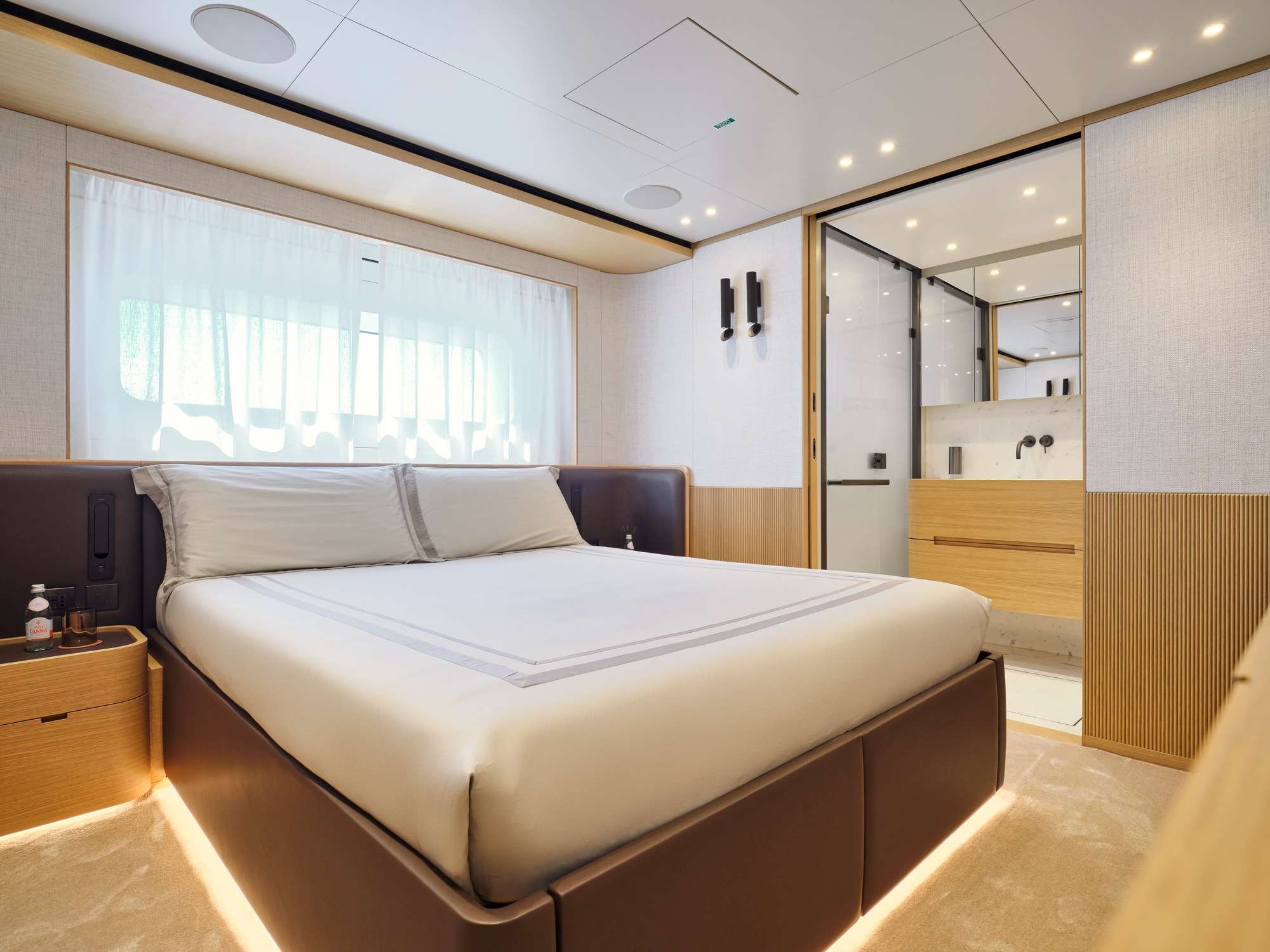 K2 yacht detail photo
