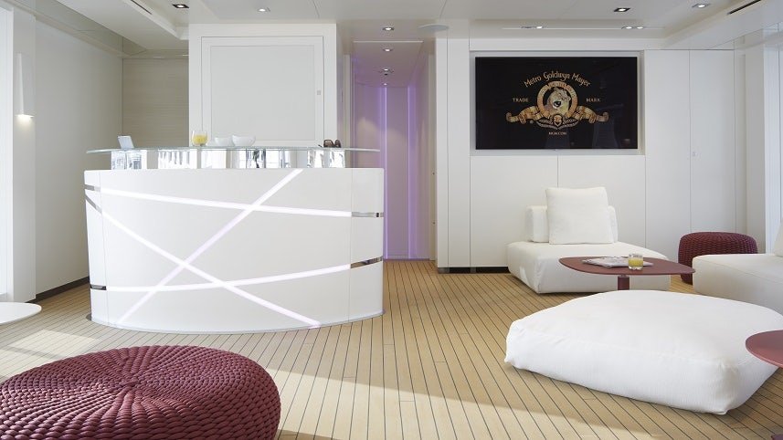 HOME yacht detail photo