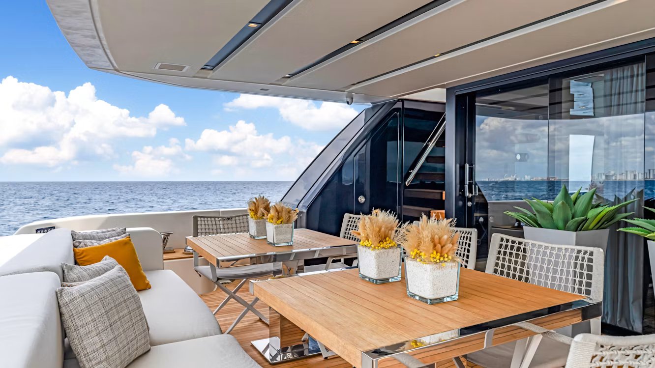 NOTYNOG yacht detail photo