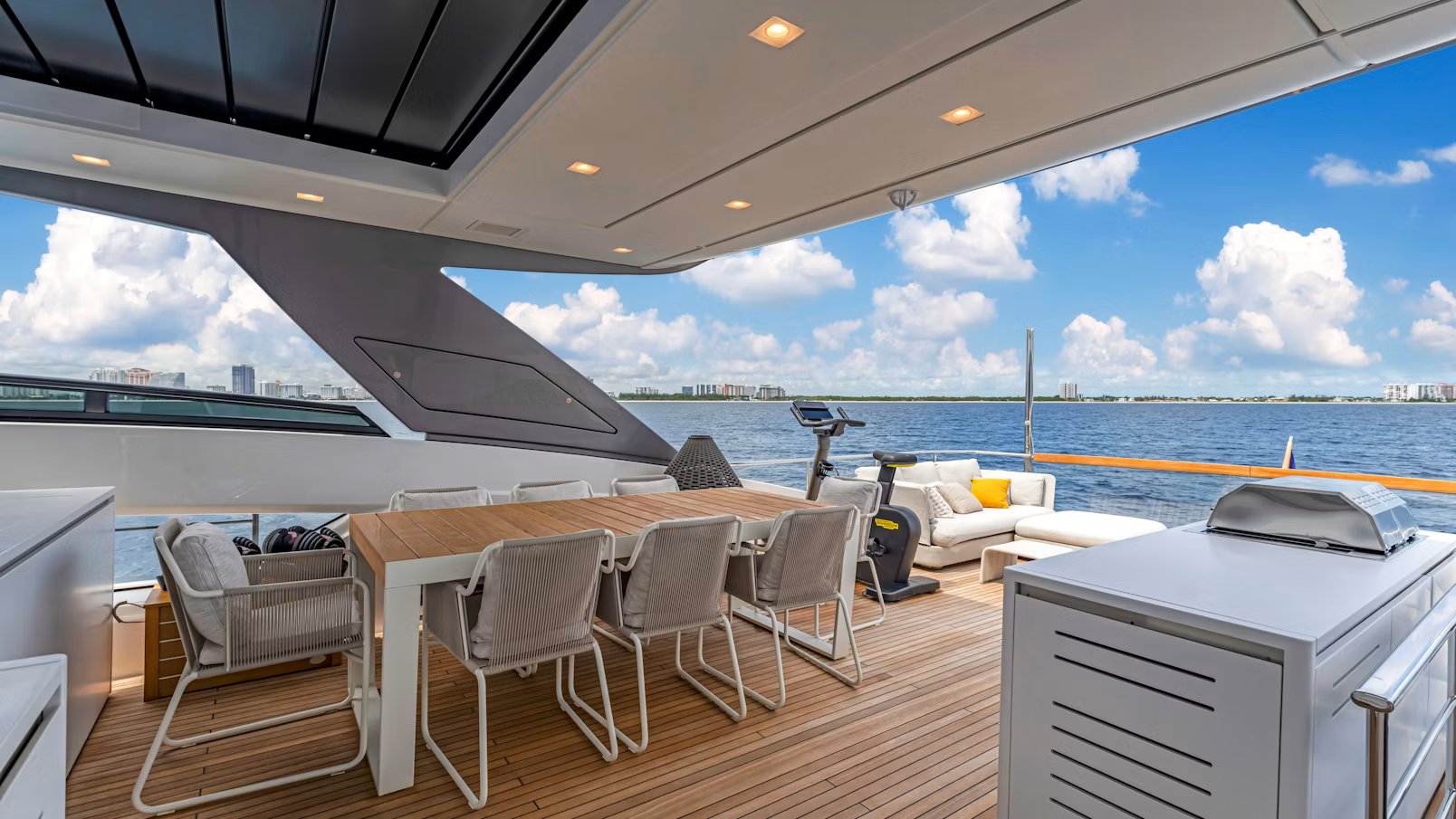 NOTYNOG yacht detail photo