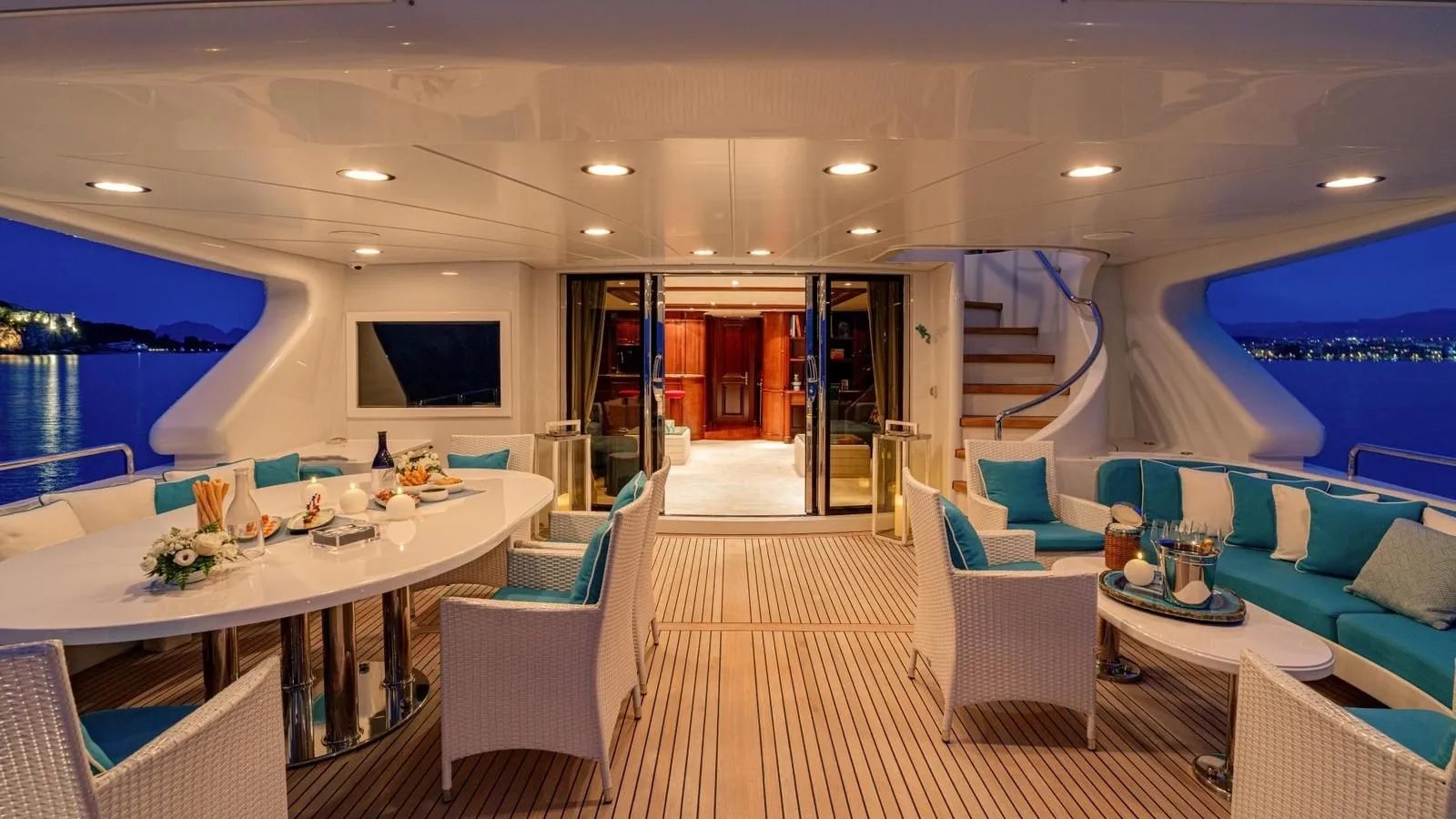 BANG! yacht detail photo