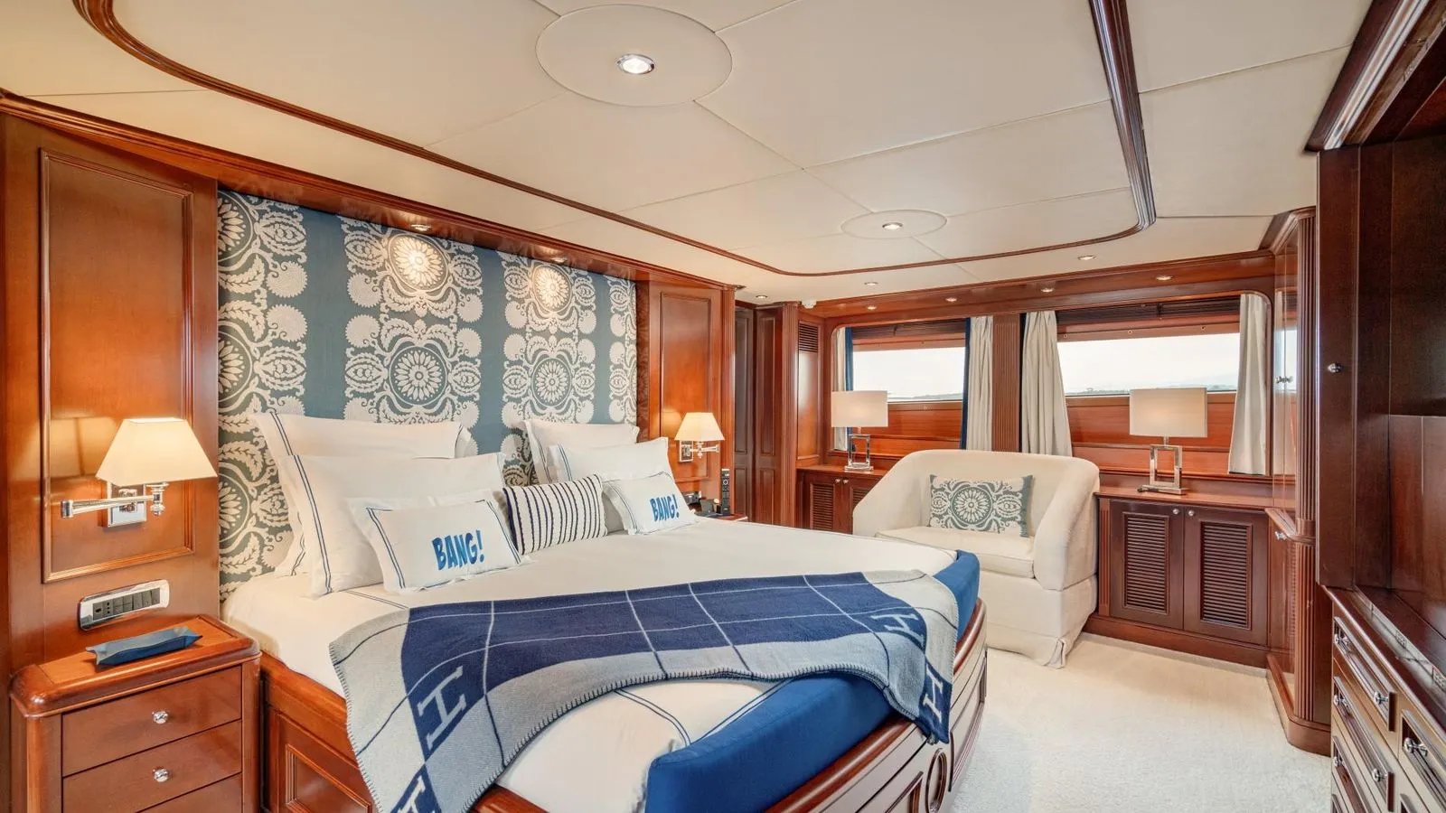 BANG! yacht detail photo