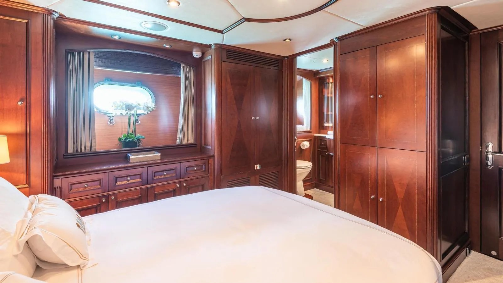 BANG! yacht detail photo