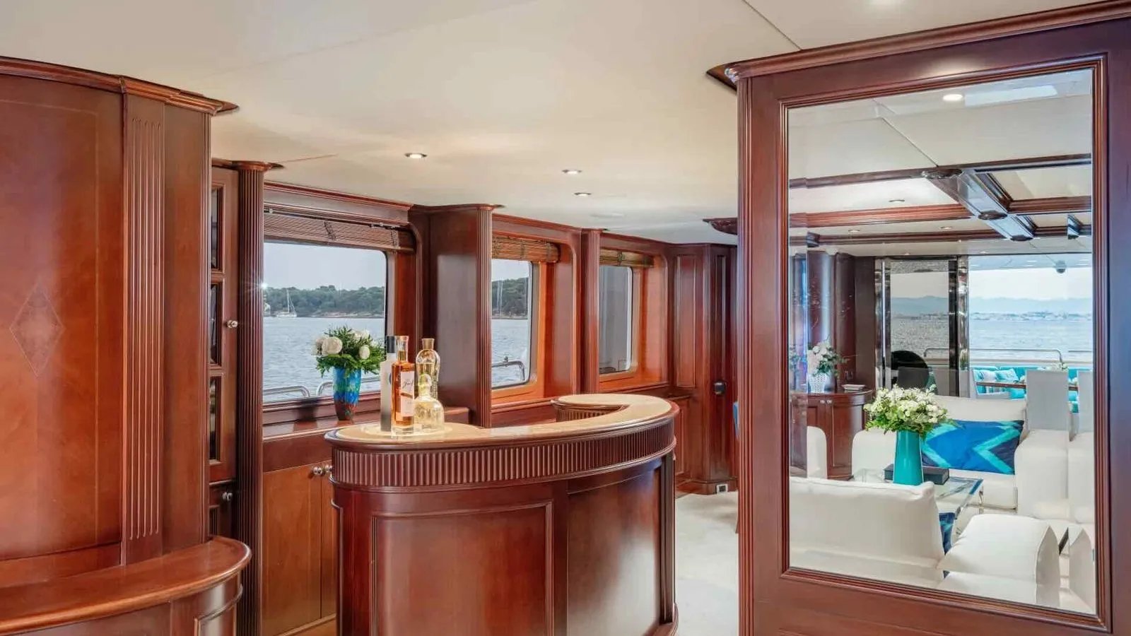 BANG! yacht detail photo
