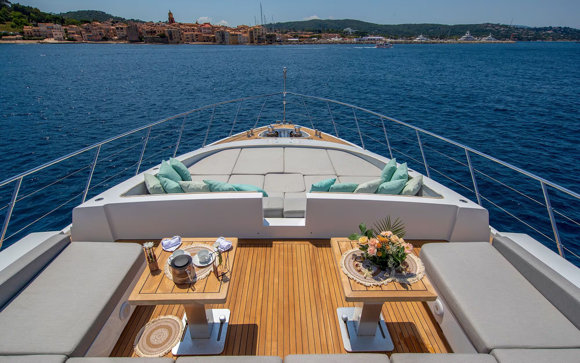 IARY yacht detail photo