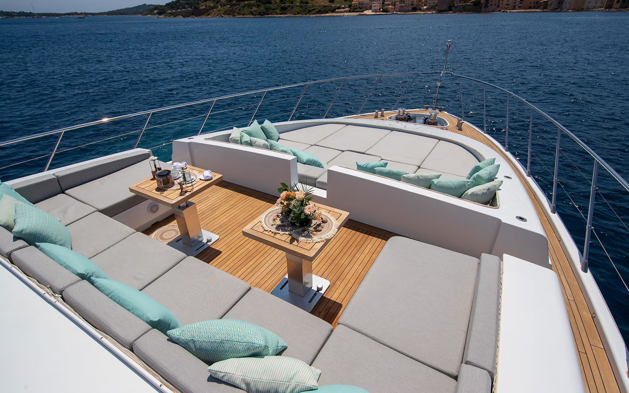 IARY yacht detail photo