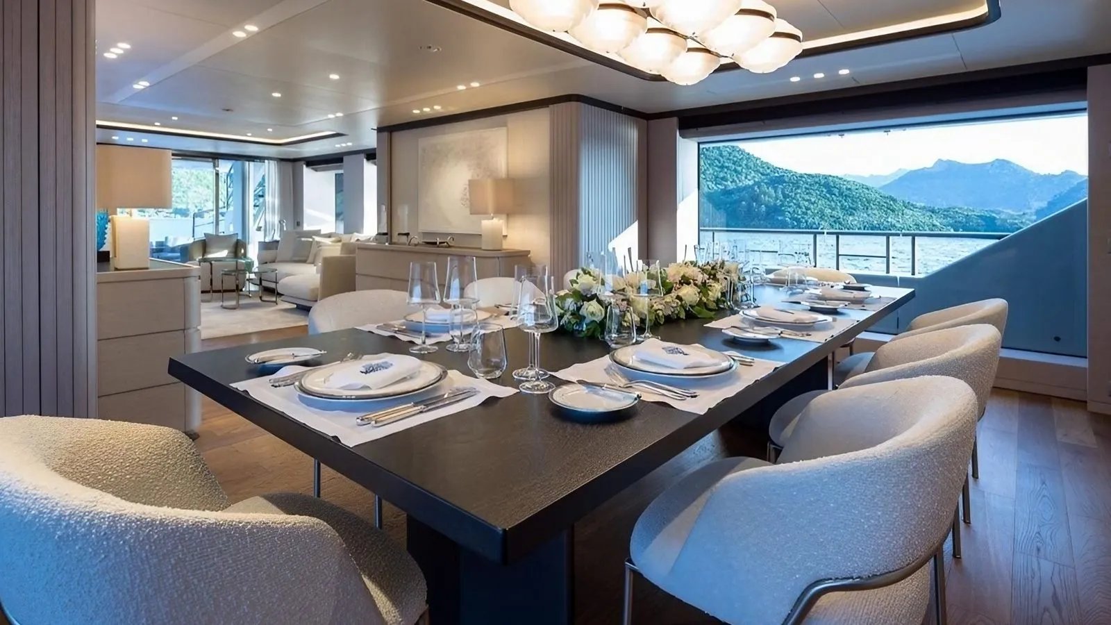 LUMIERE yacht detail photo