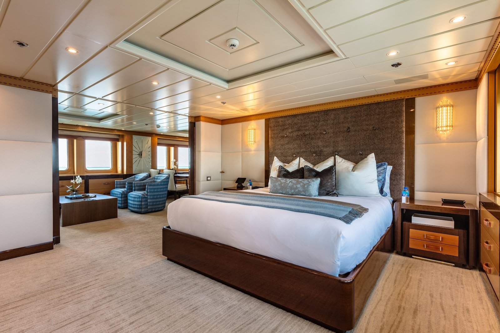 NITA K II yacht detail photo