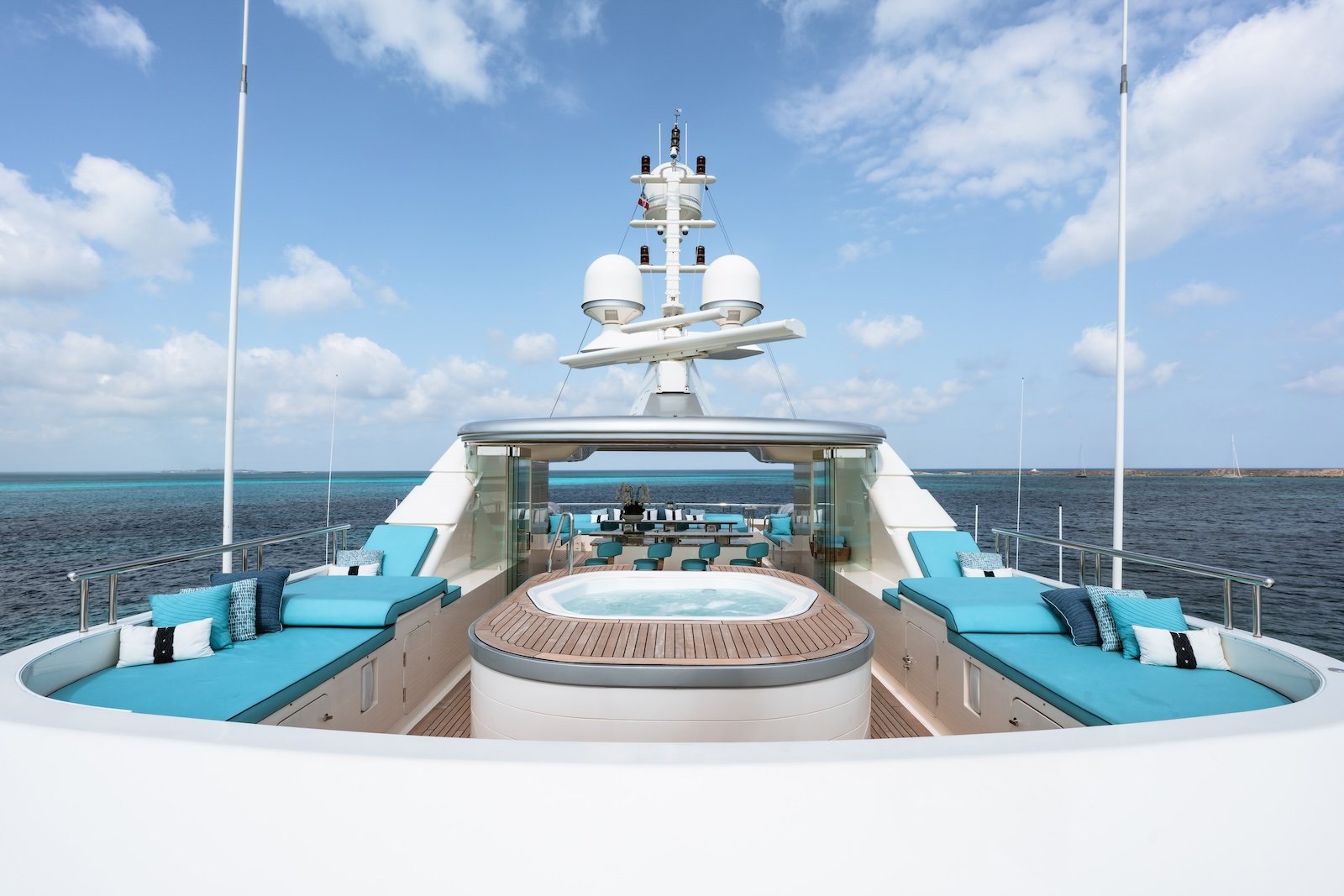 NITA K II yacht detail photo