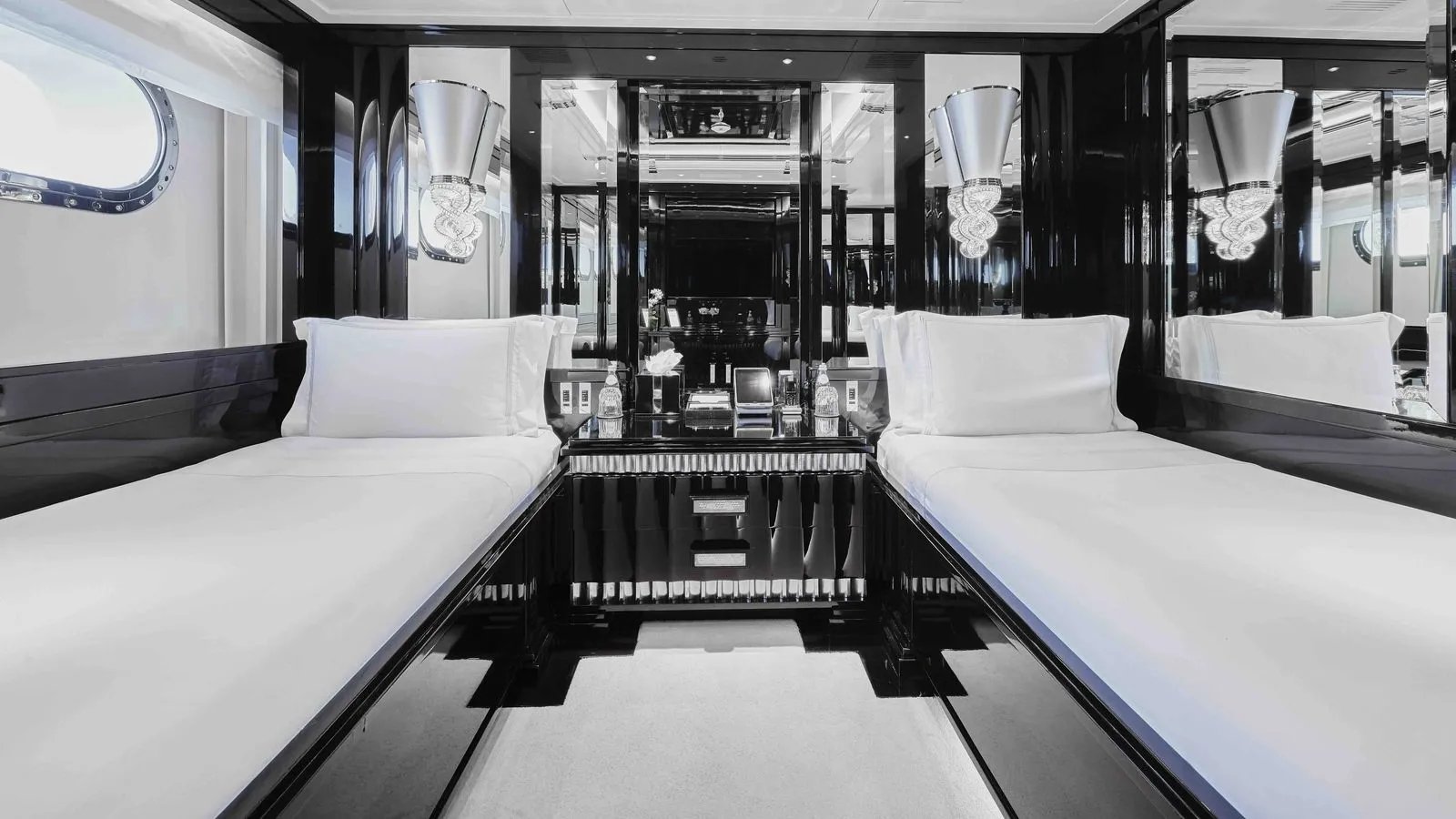 SILVER ANGEL yacht detail photo