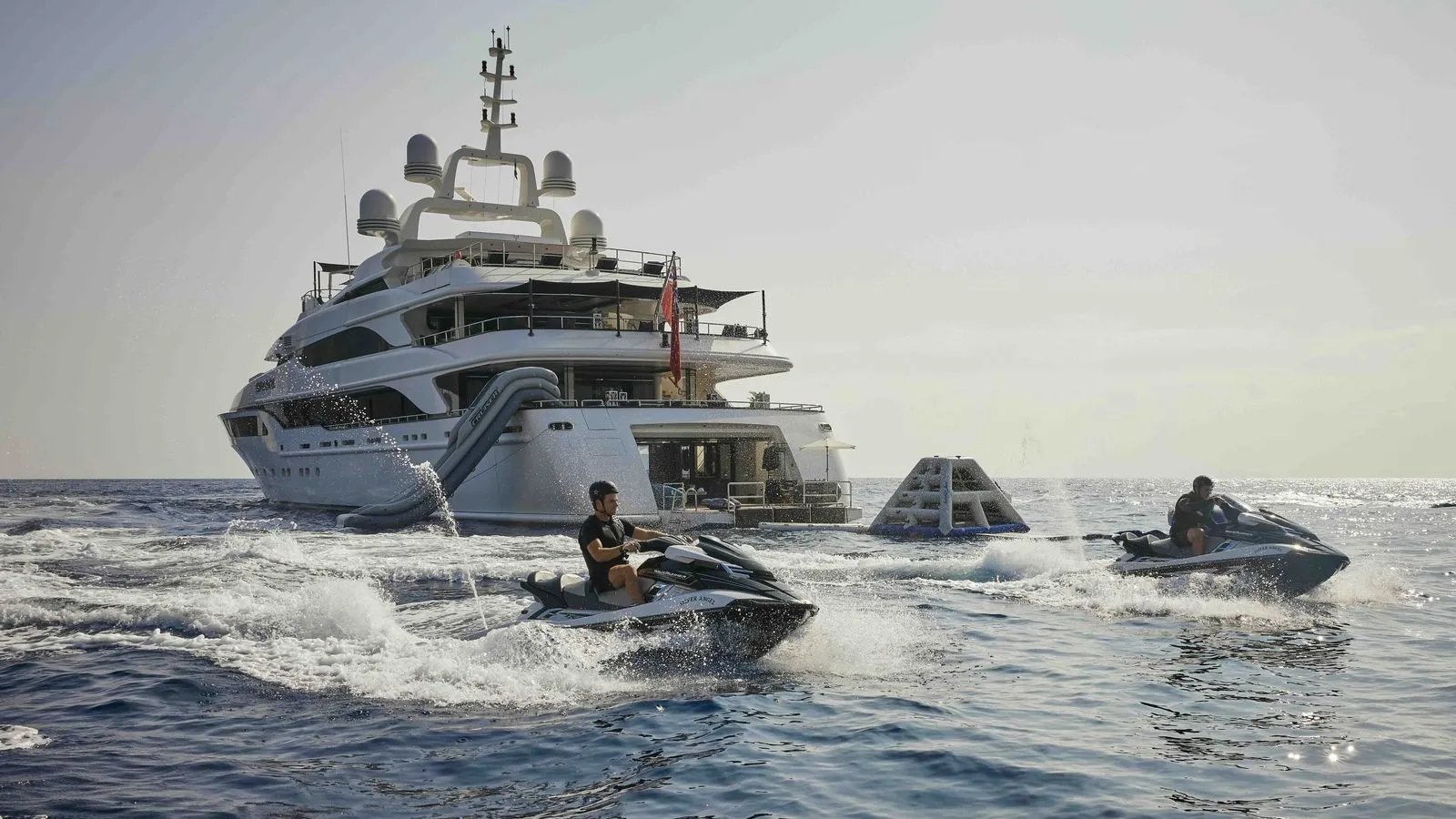 SILVER ANGEL yacht detail photo