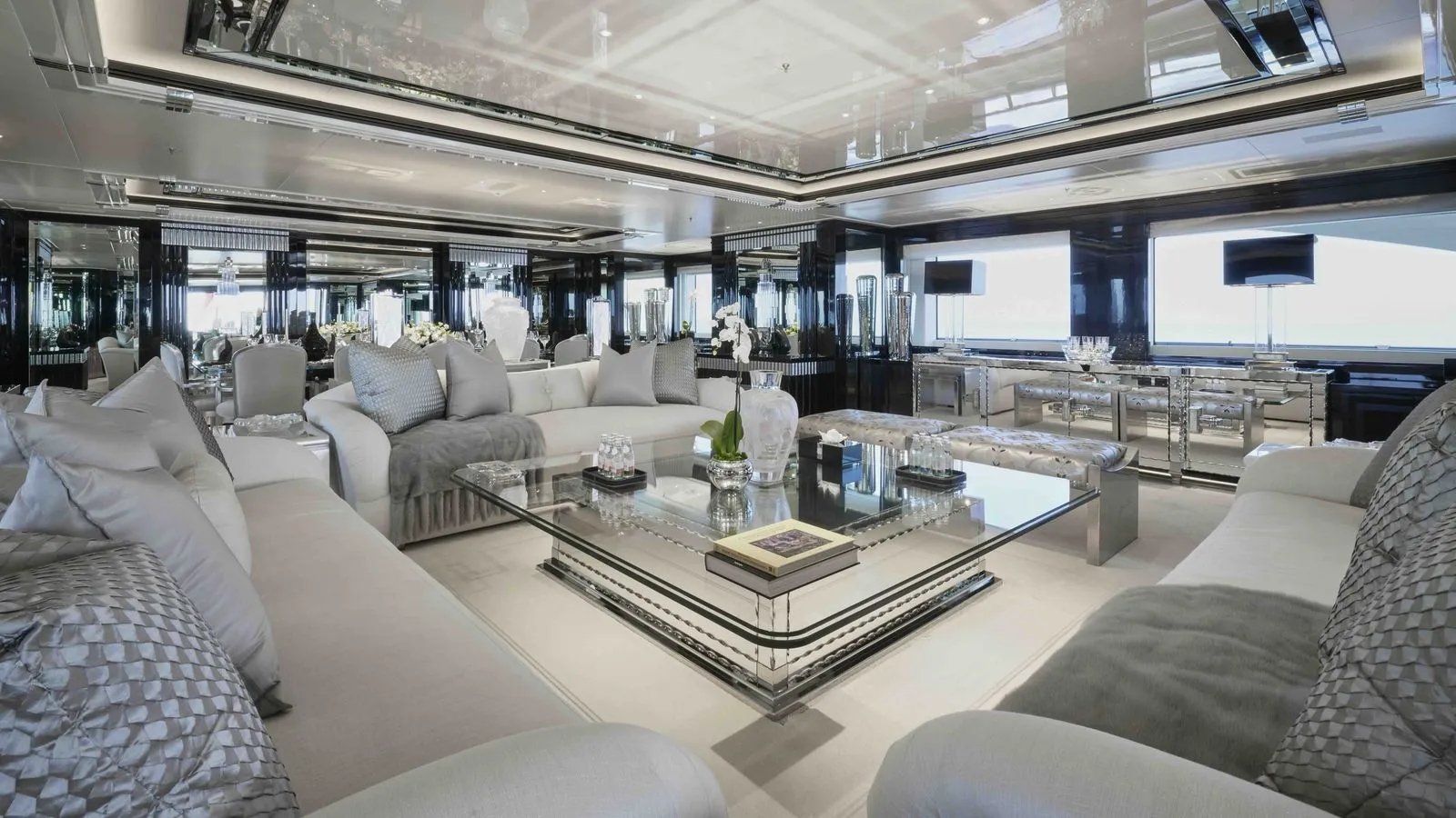 SILVER ANGEL yacht detail photo