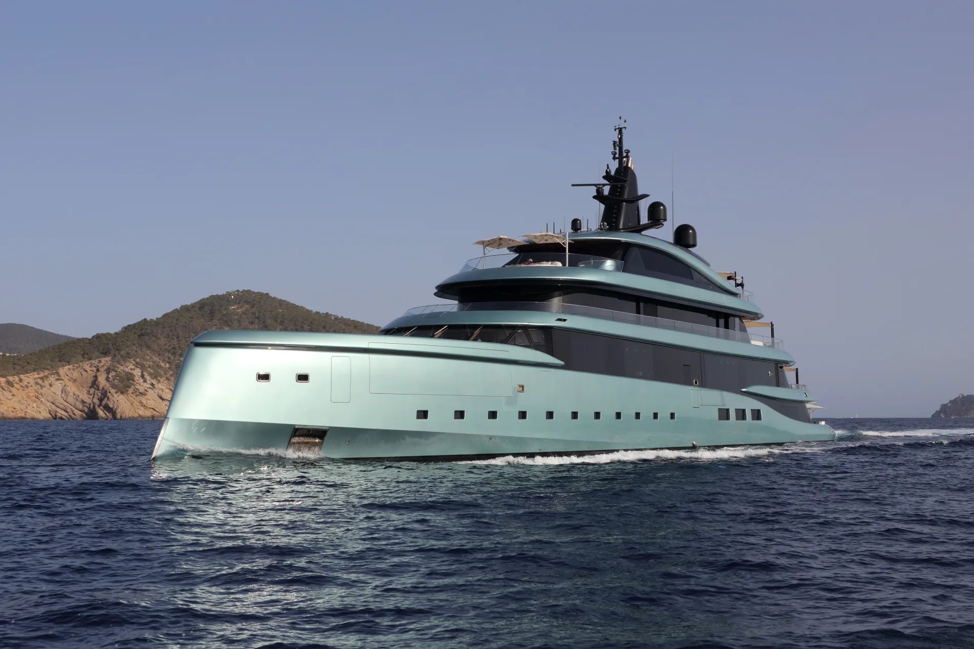 Kenshō yacht detail photo