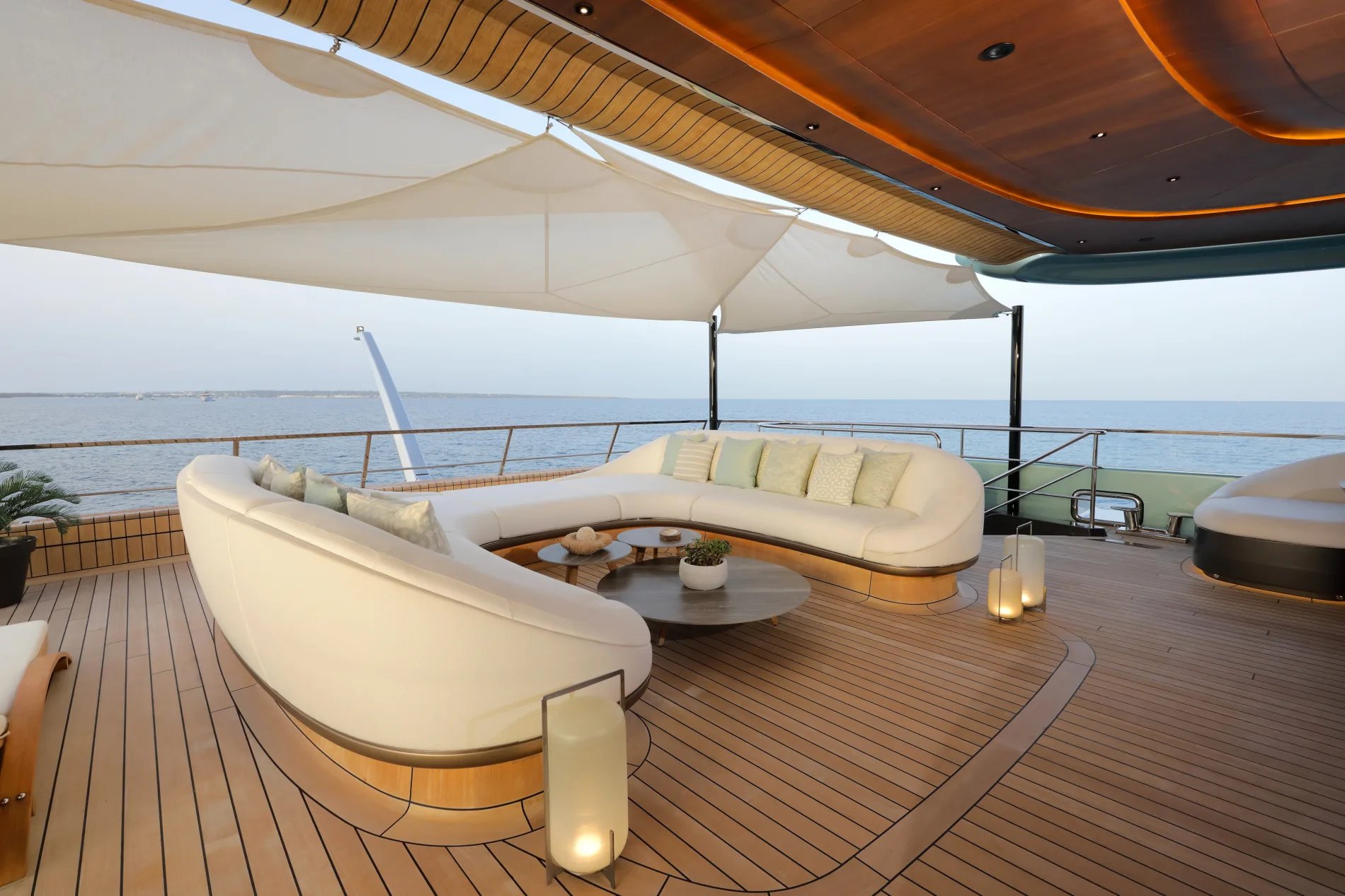 Kenshō yacht detail photo